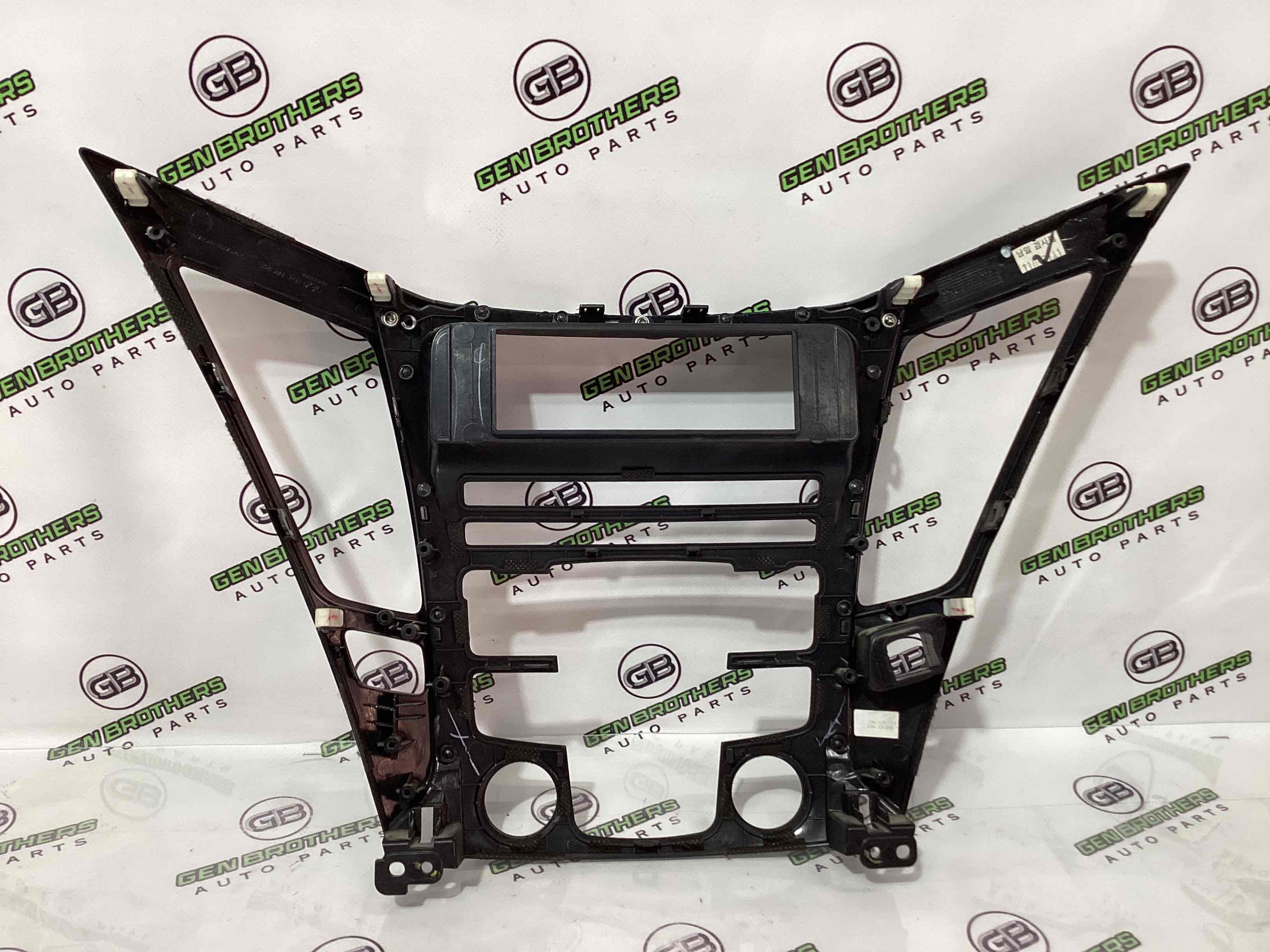 Рамка магнитолы