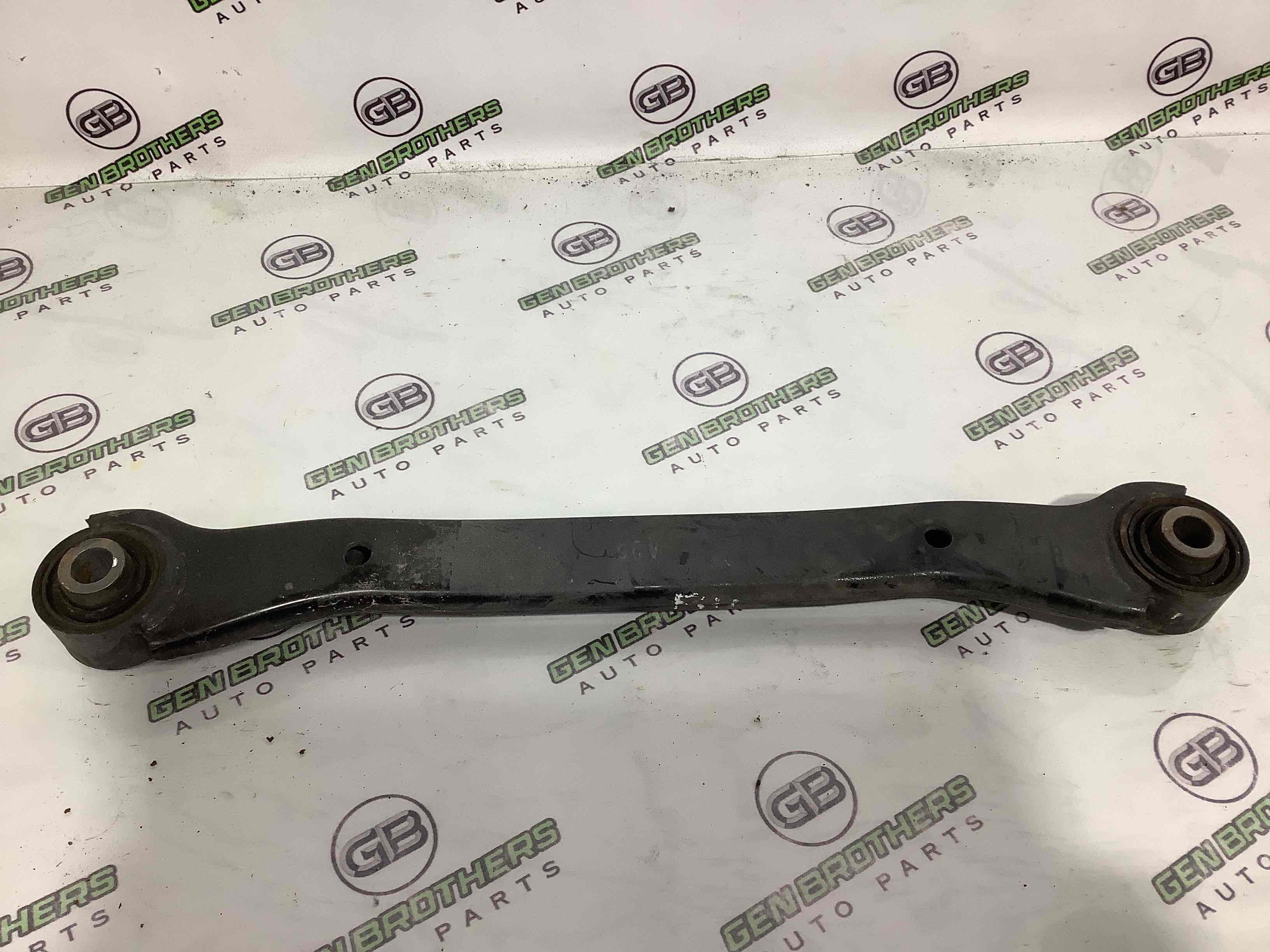 Рычаг задний