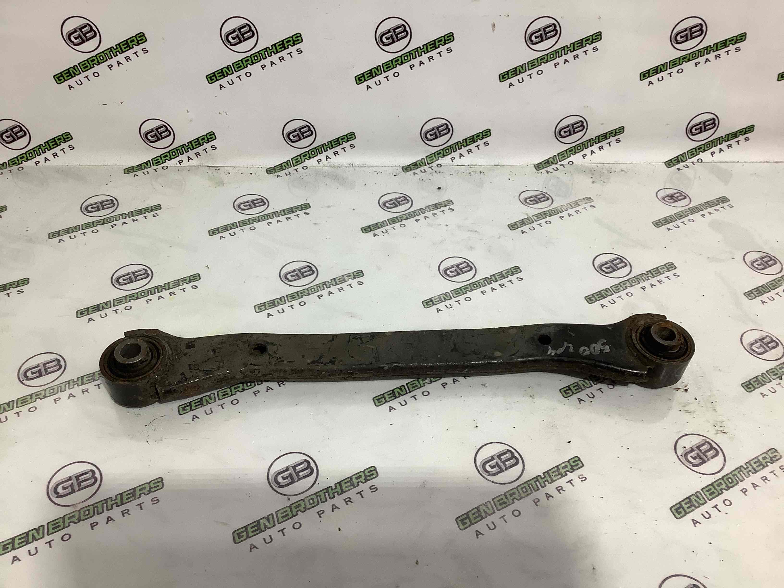 Рычаг задний