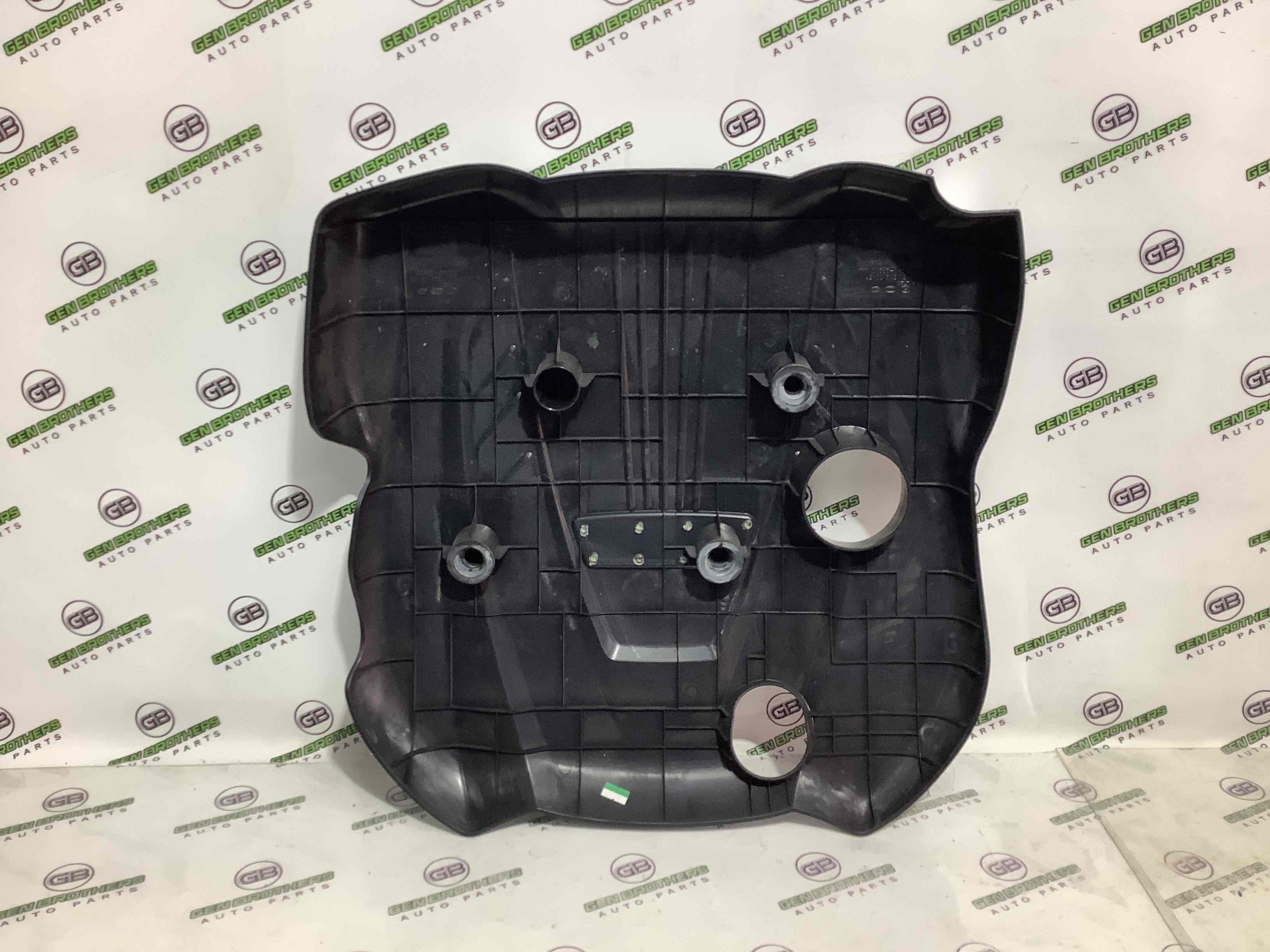 Крышка двигателя декоративная