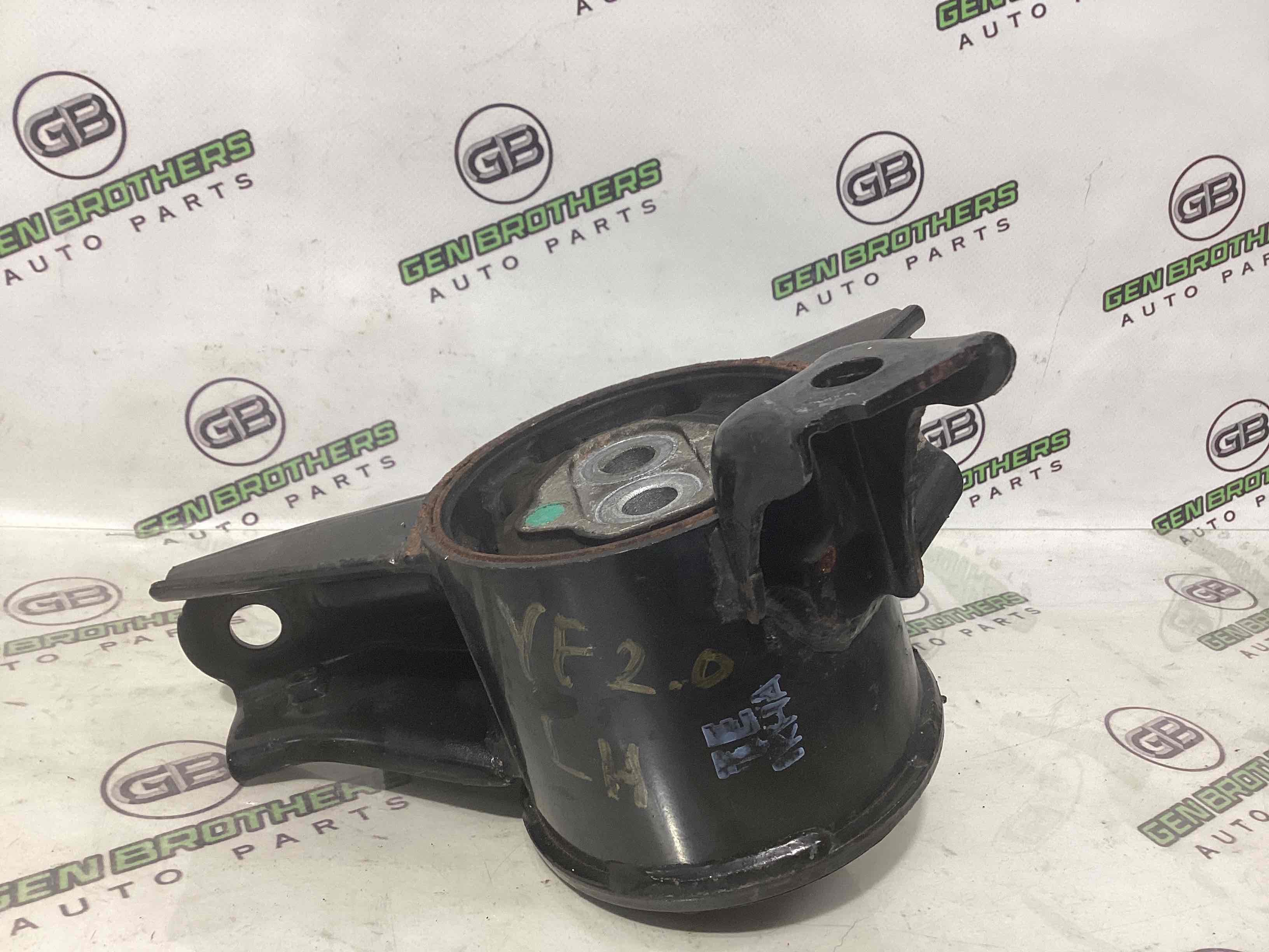 Подушка крепления двигателя