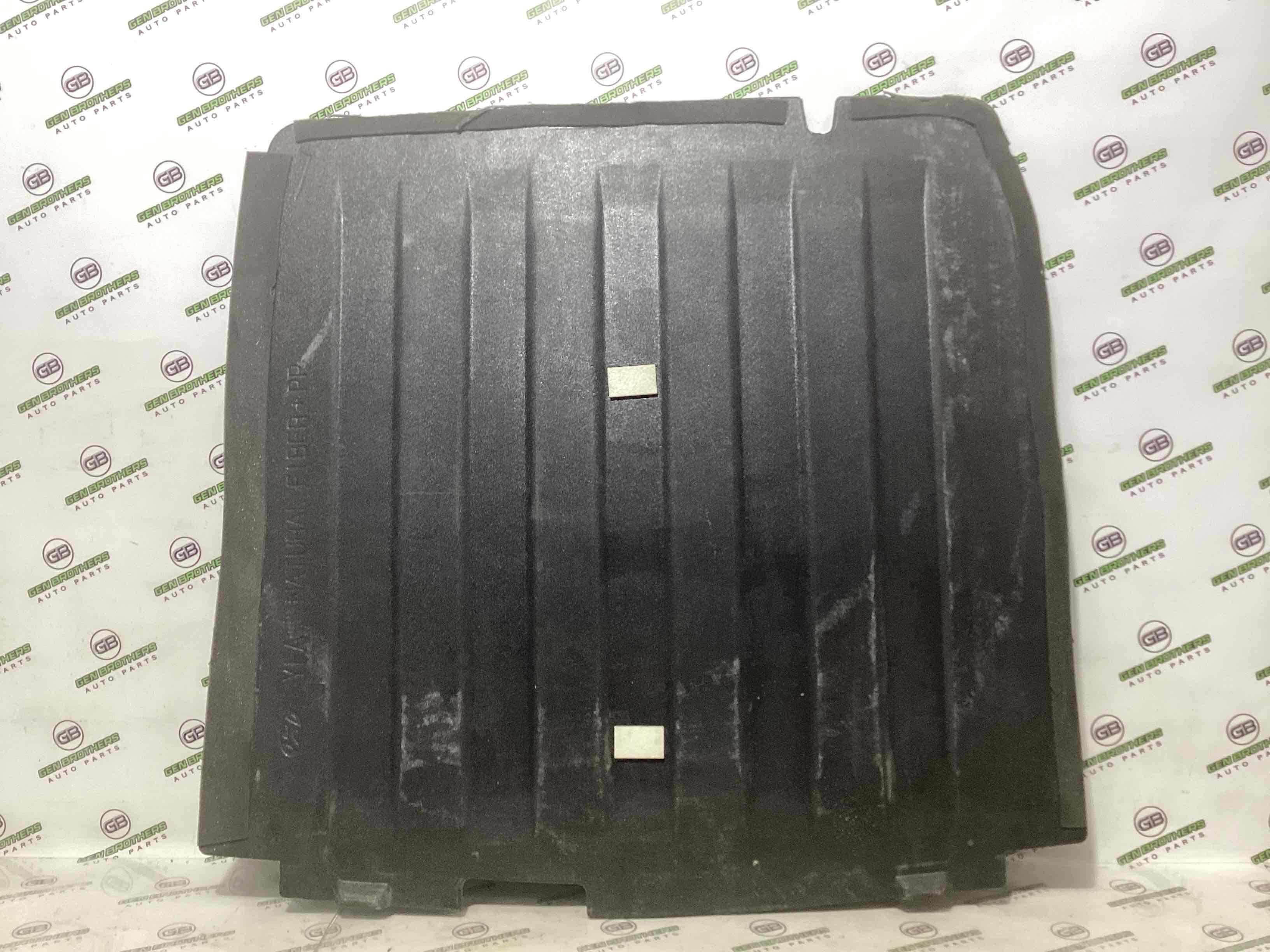 Напольное покрытие багажника, полка багажника