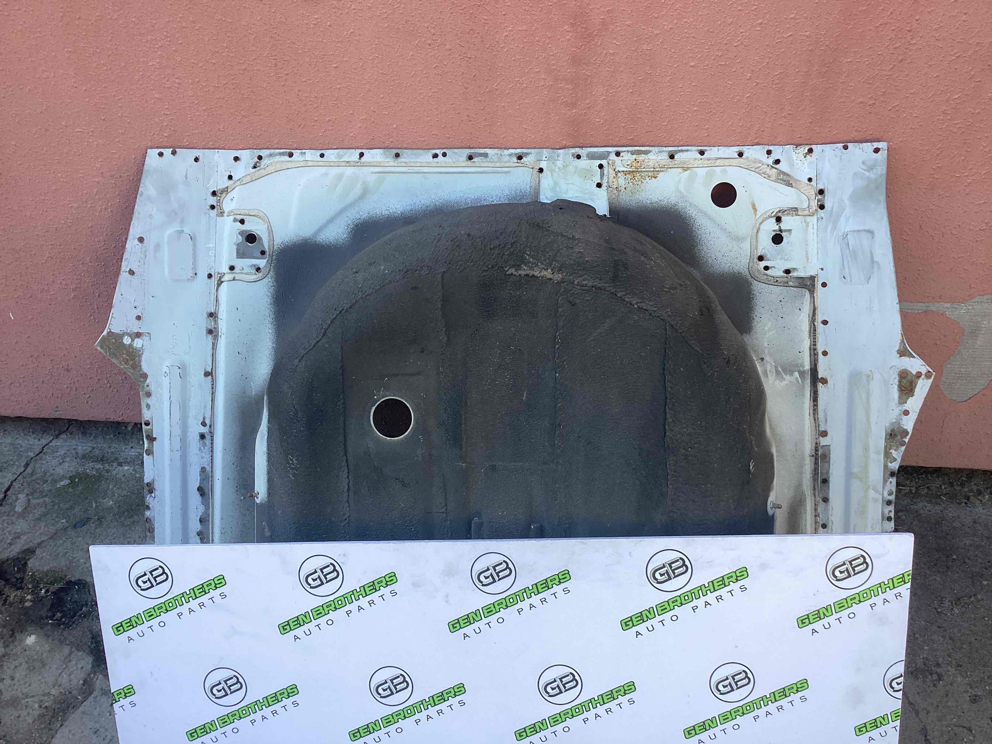 Корыто багажника