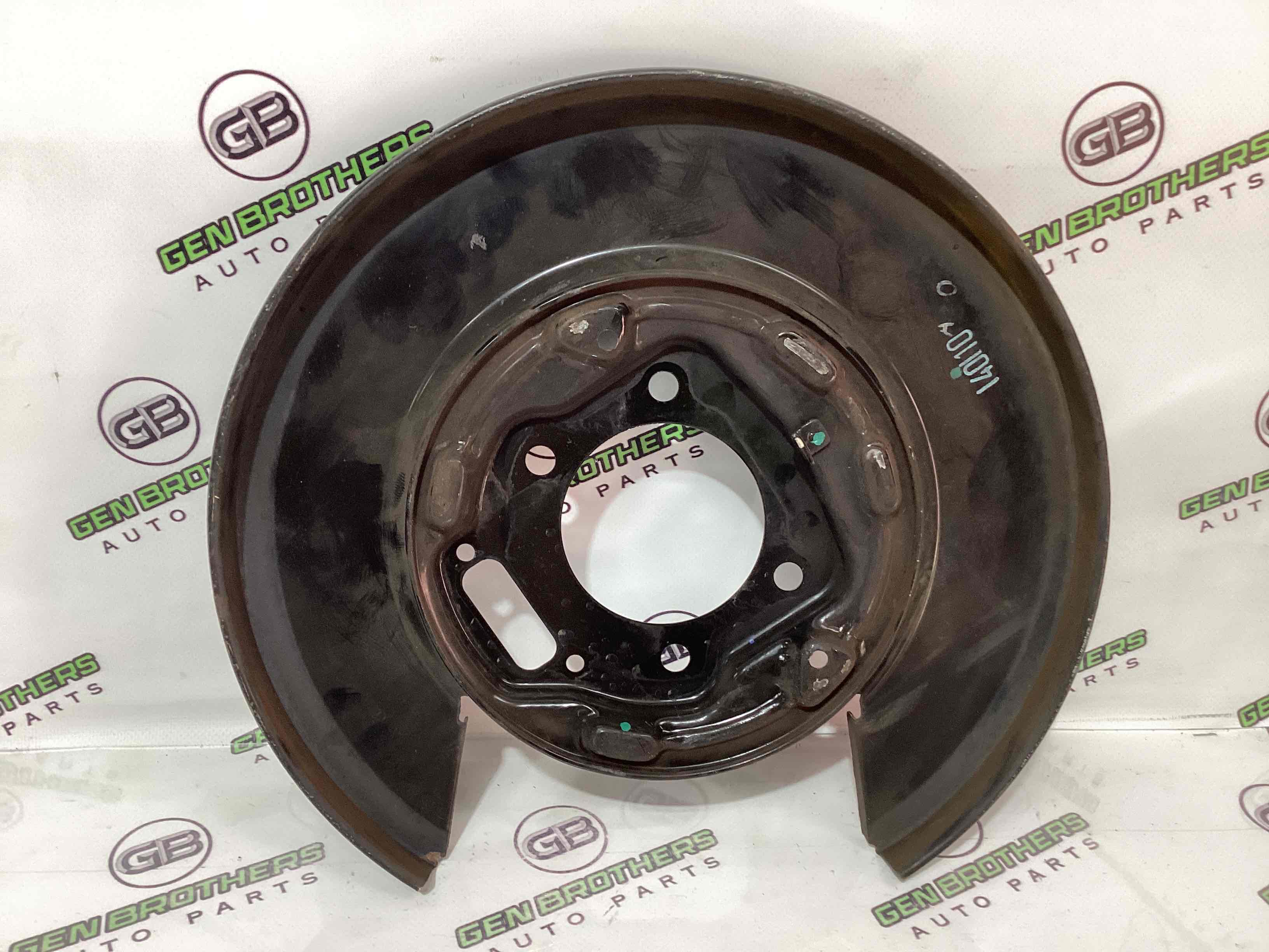 Защита суппорта, защитный кожух тормозного диска