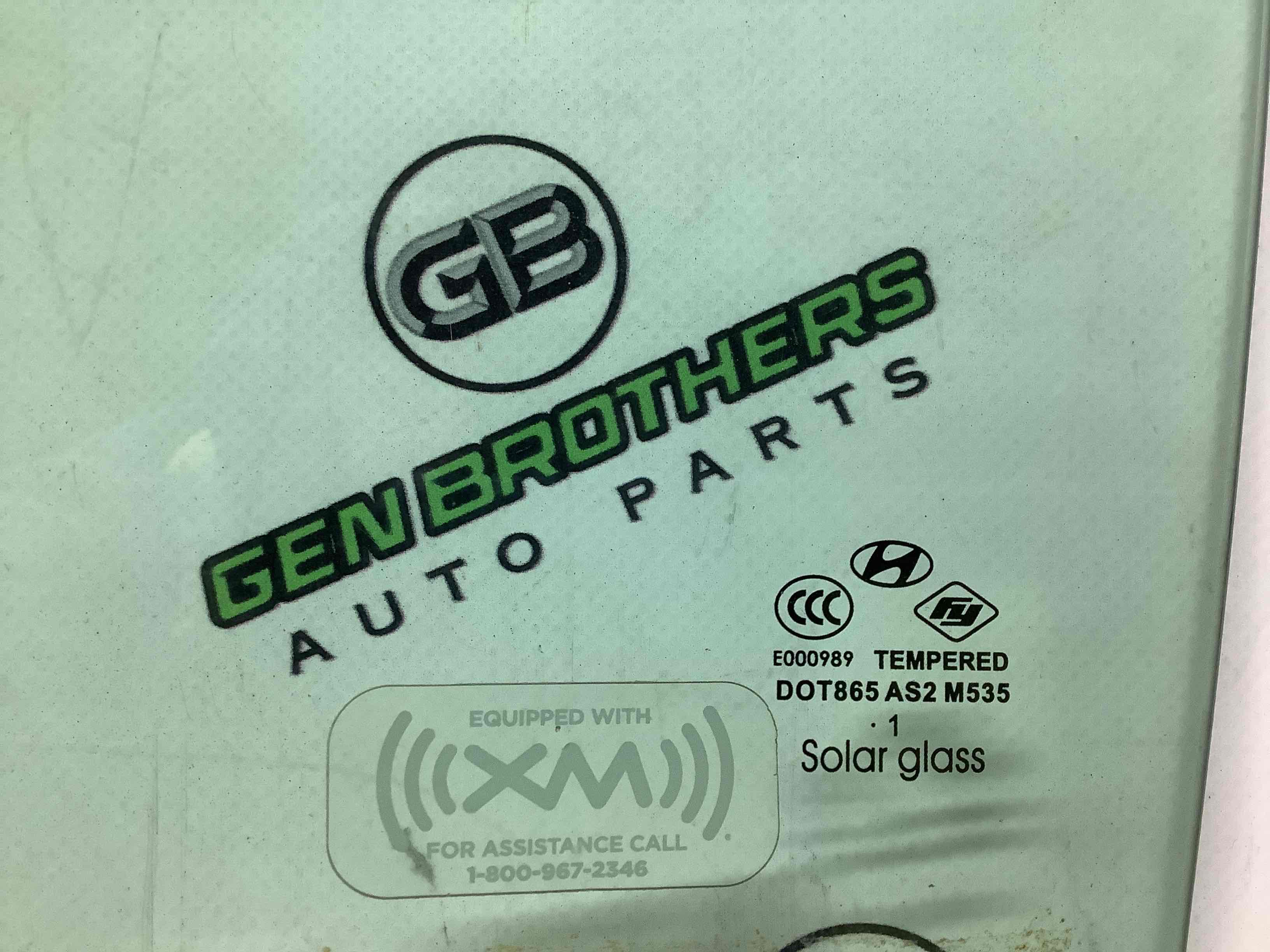 Стекло заднее левое