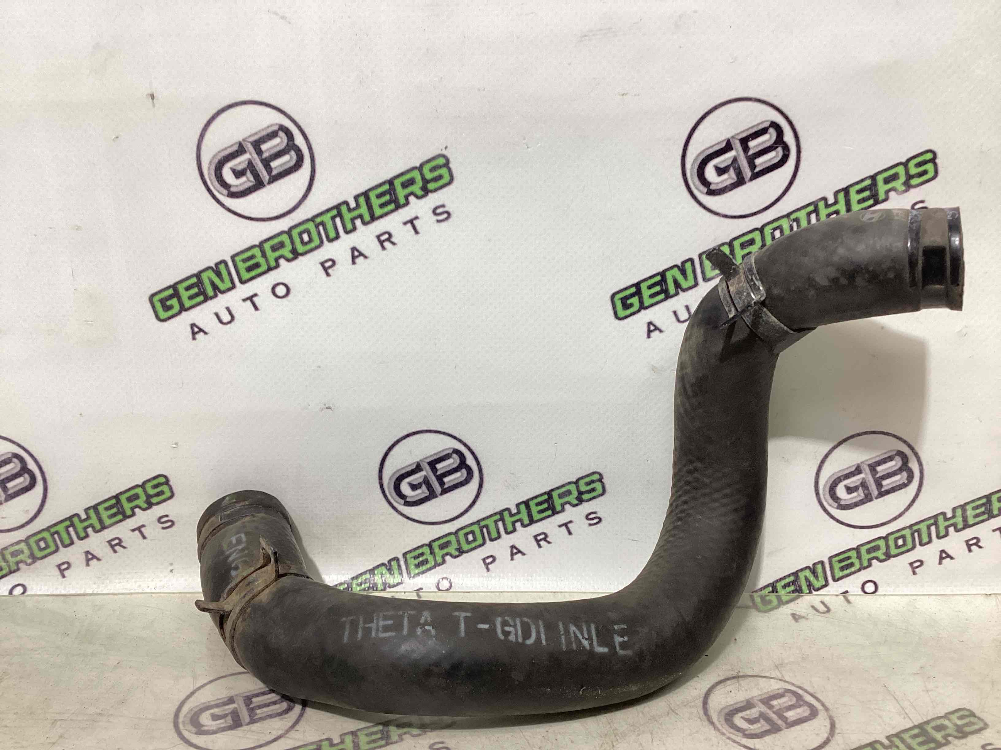 Патрубок трубопровод, шланг