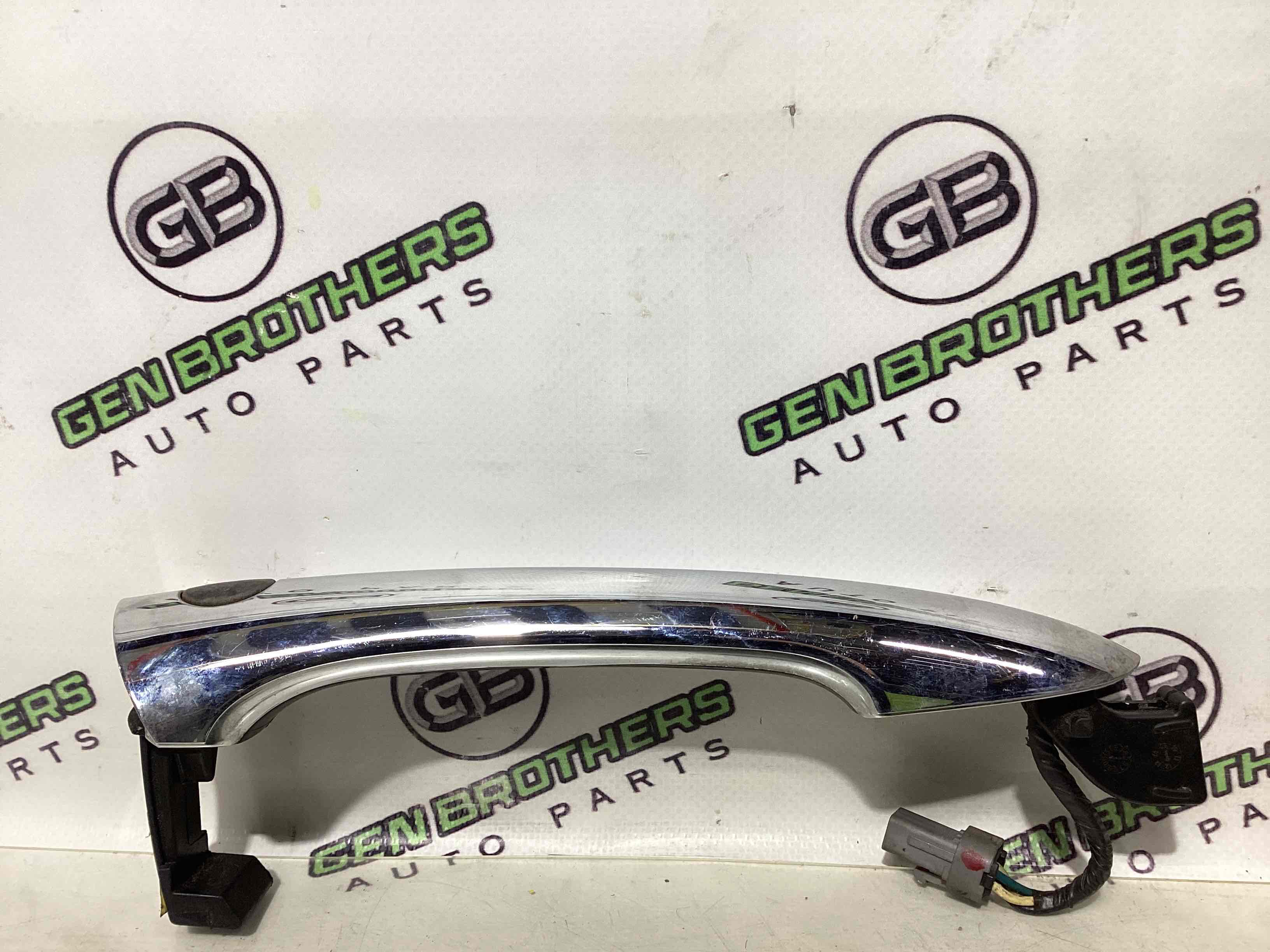 Ручка двери наружная