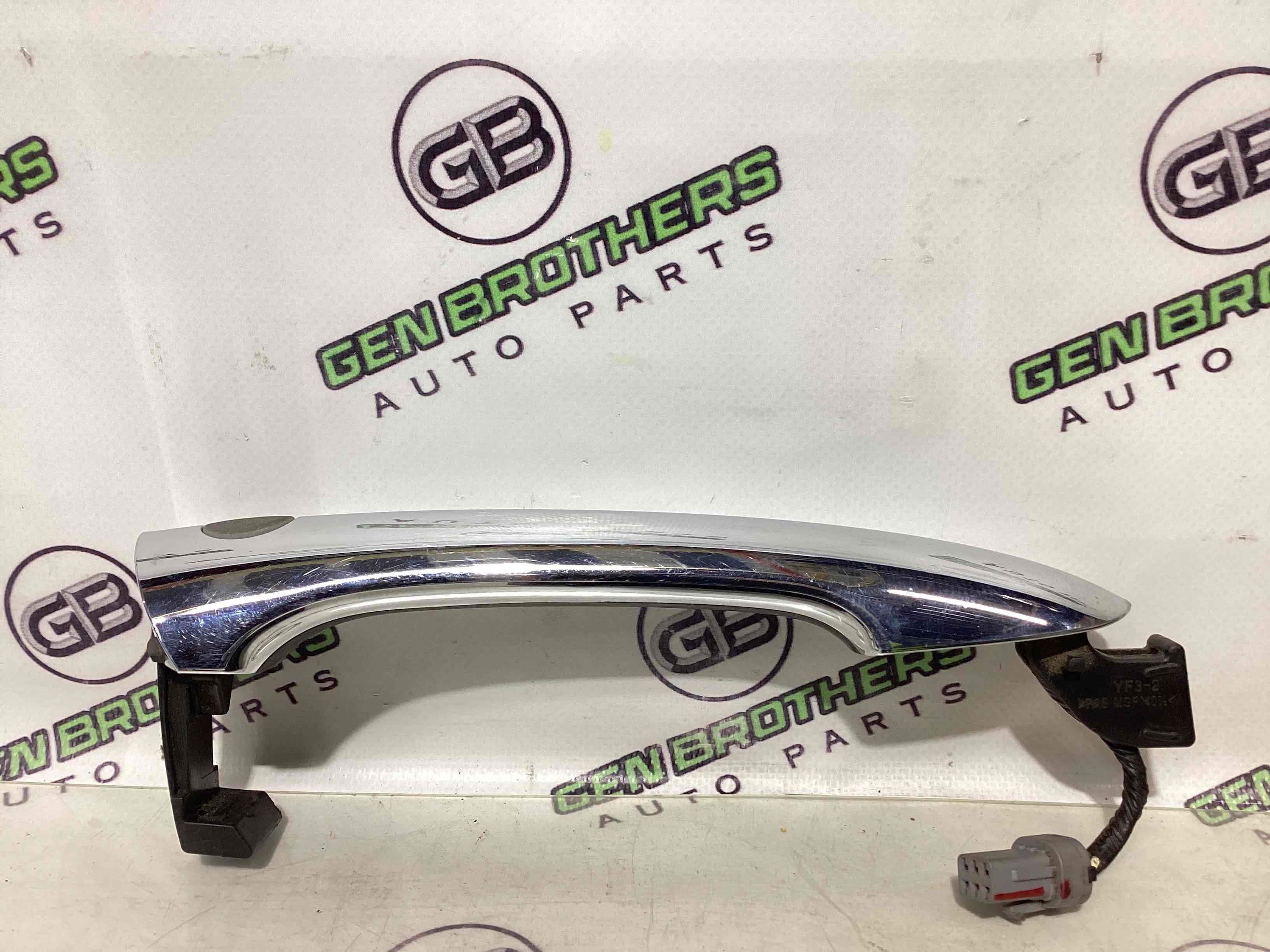 Ручка двери наружная