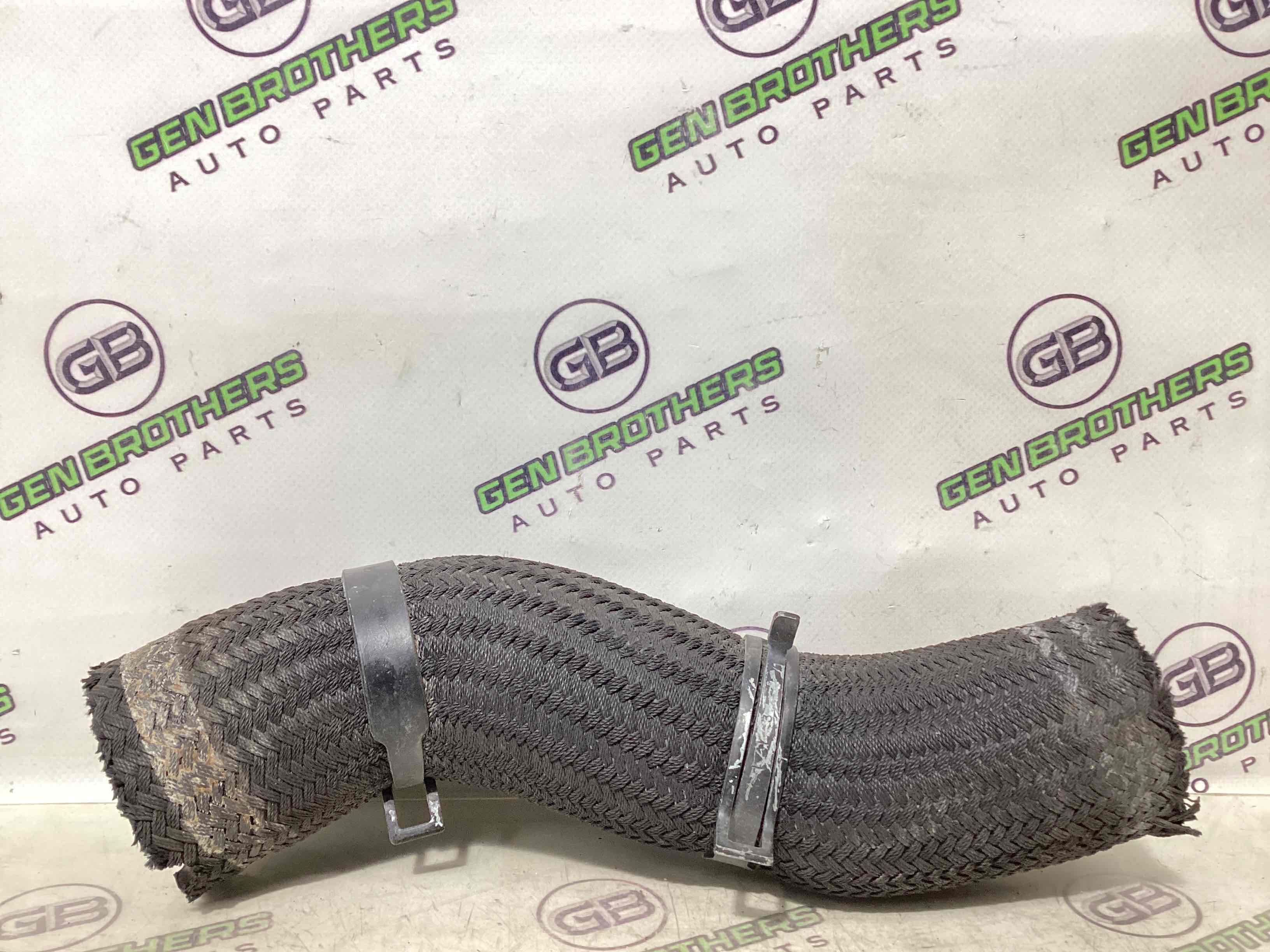 Патрубок интеркулера