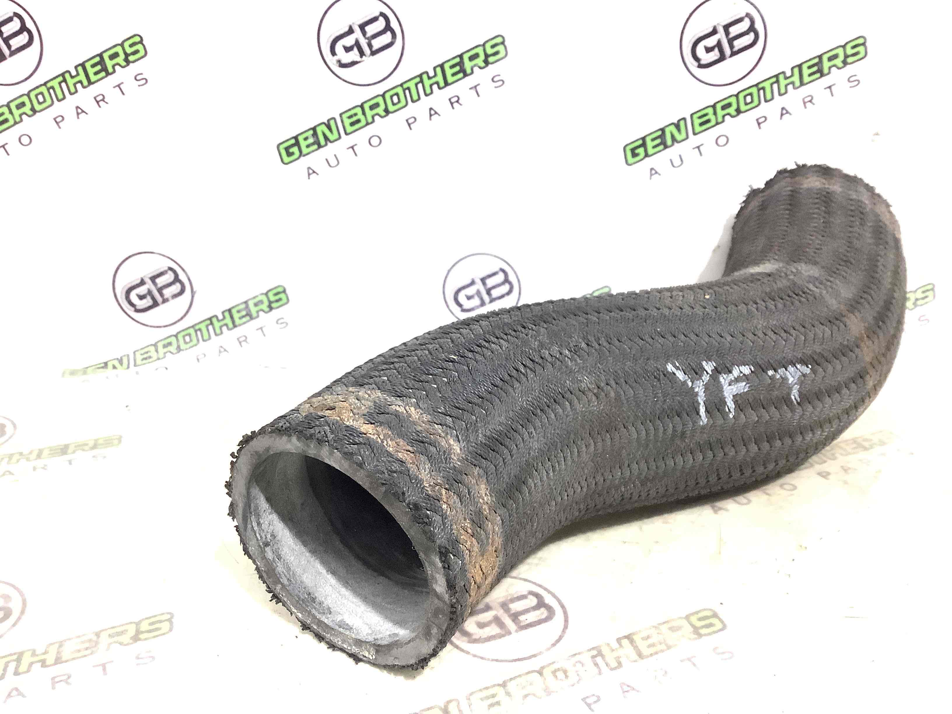 Патрубок интеркулера