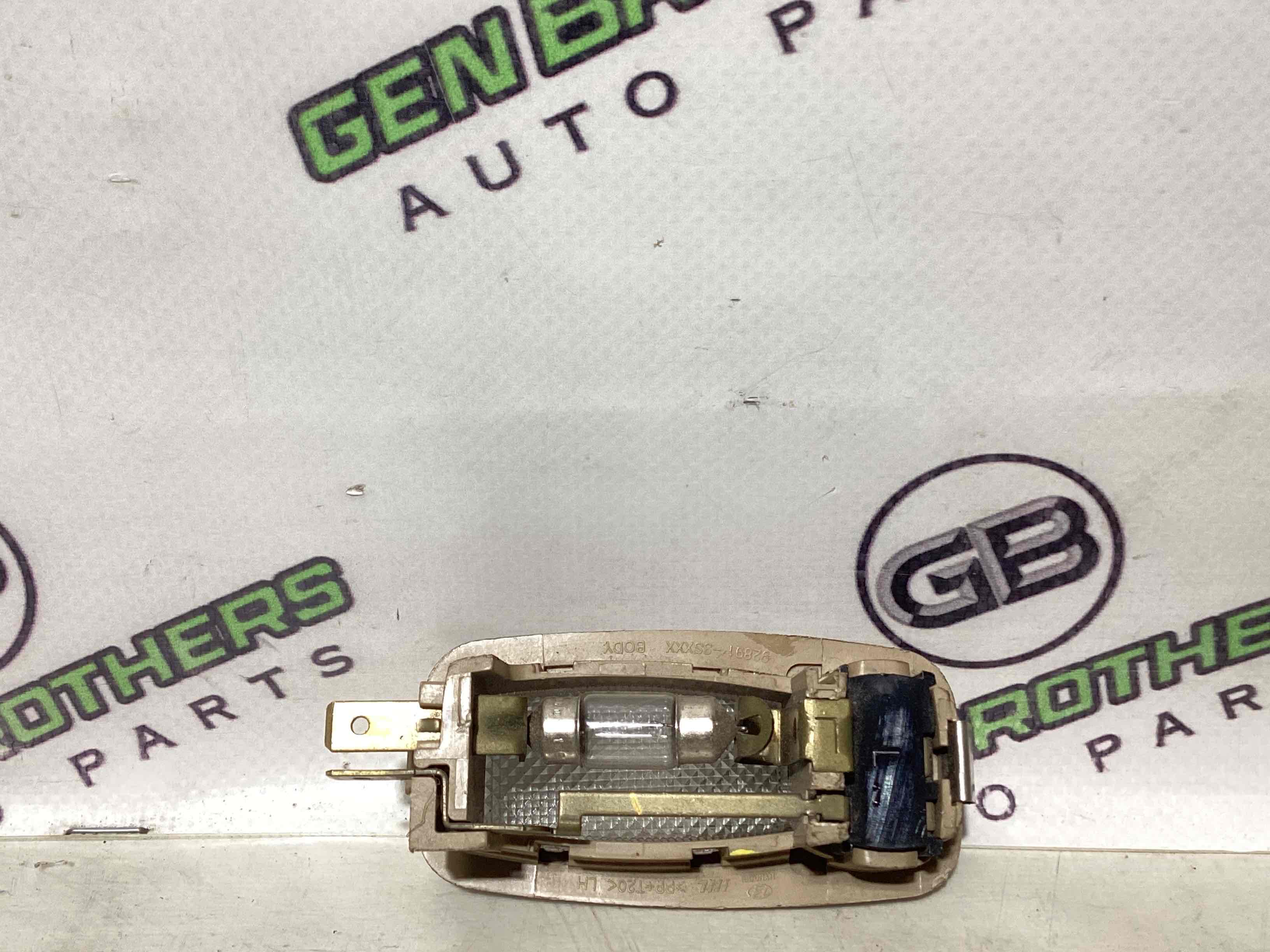 Фонарь салонный, плафон