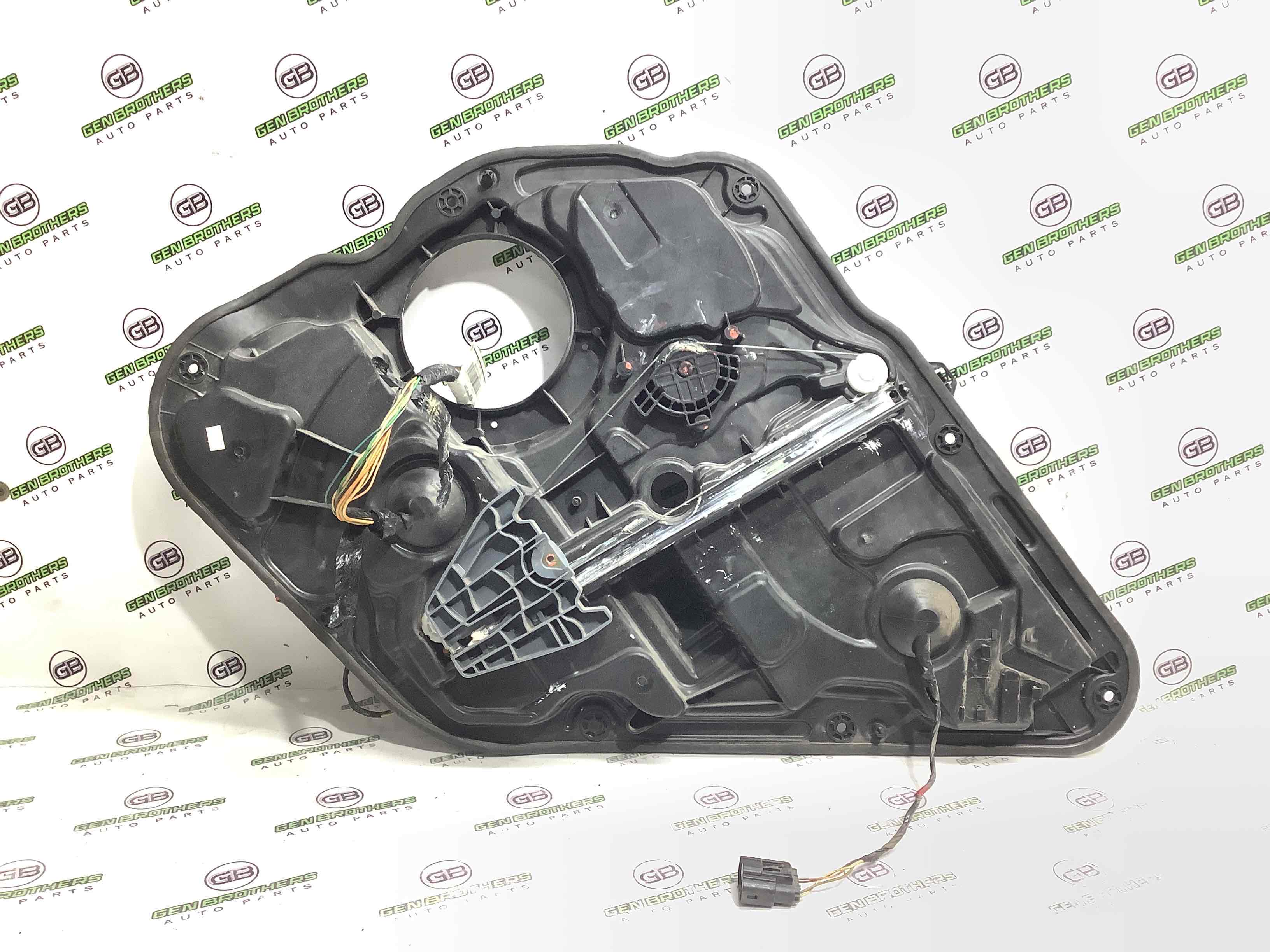 Стеклоподъемник задний левый