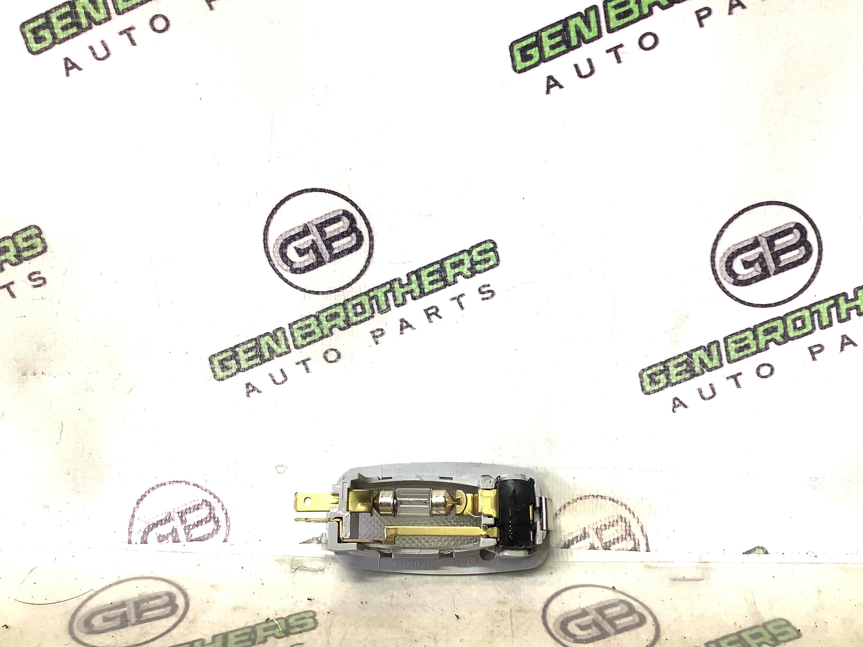 Фонарь салонный, плафон