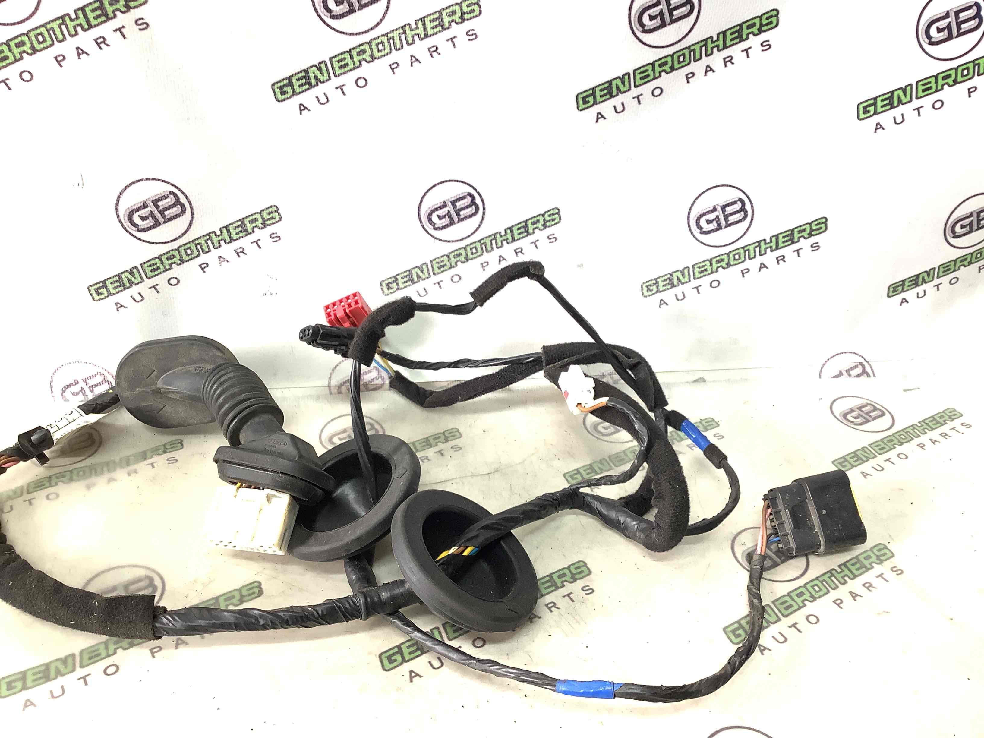 Электропроводка дверей, крышки багажника коса