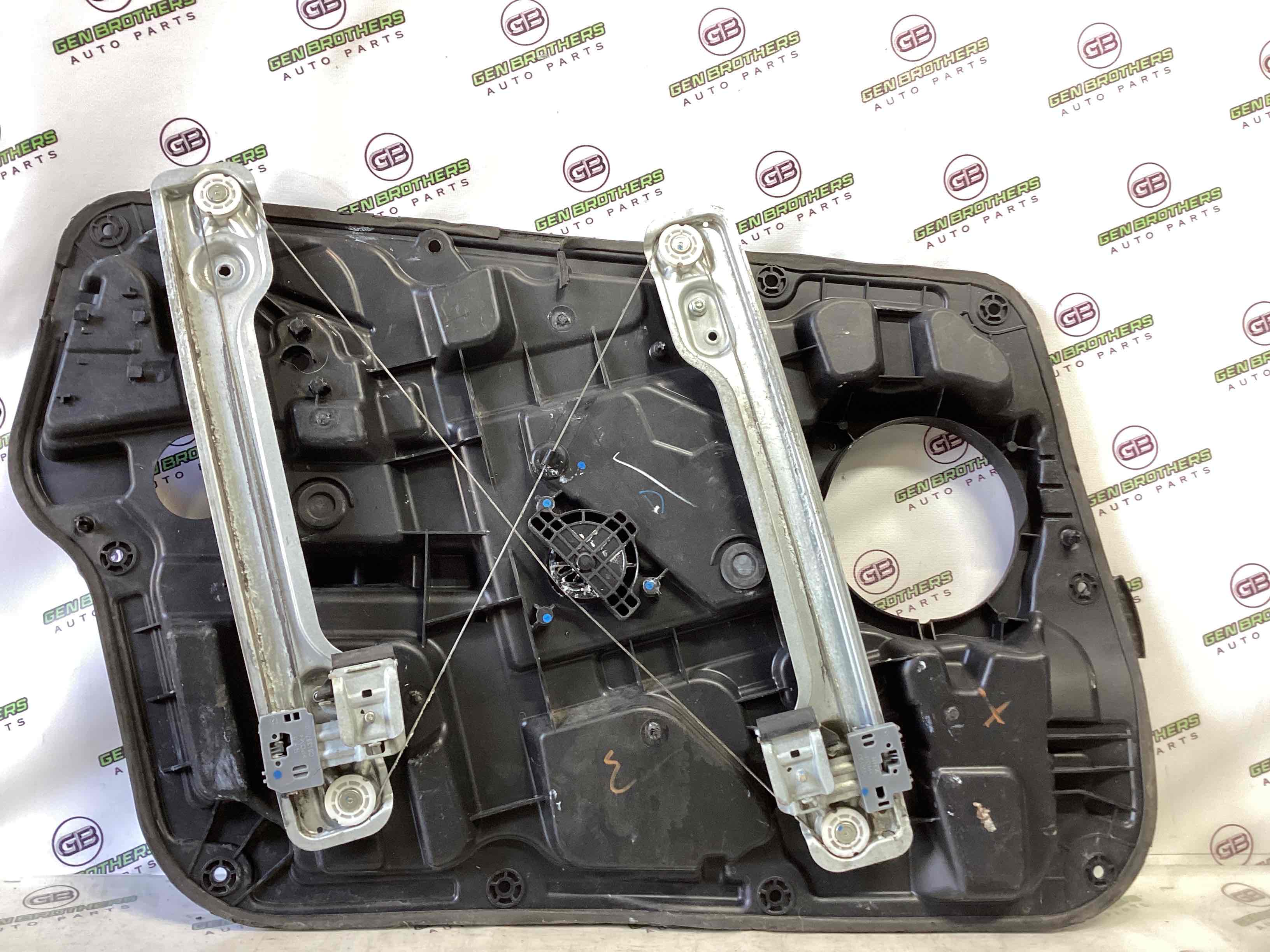 Стеклоподъемник передний правый