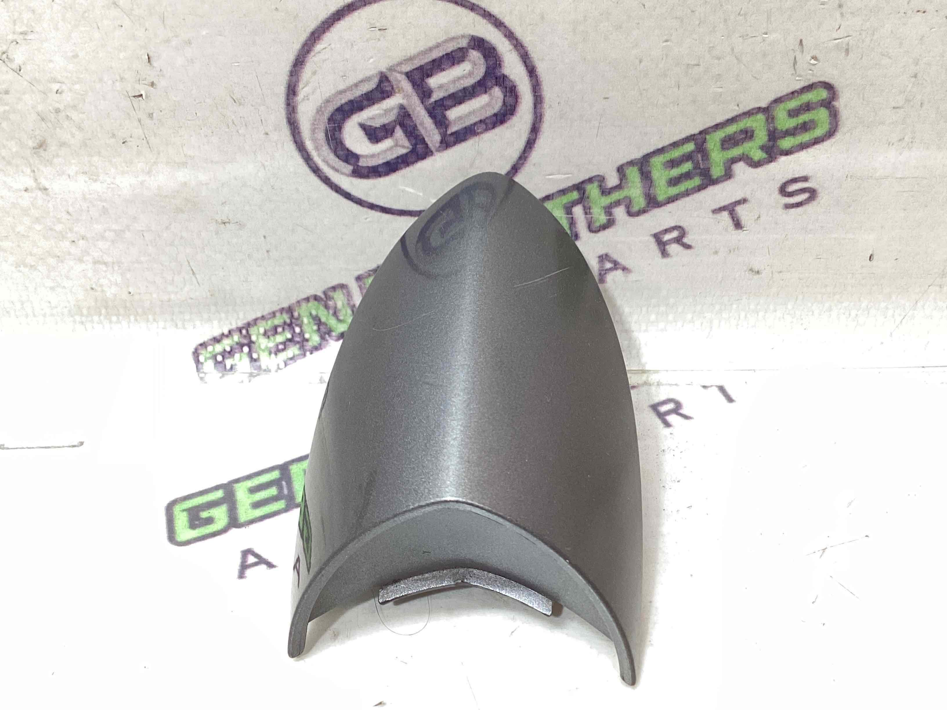 Заглушка, вставка решетка в бампер