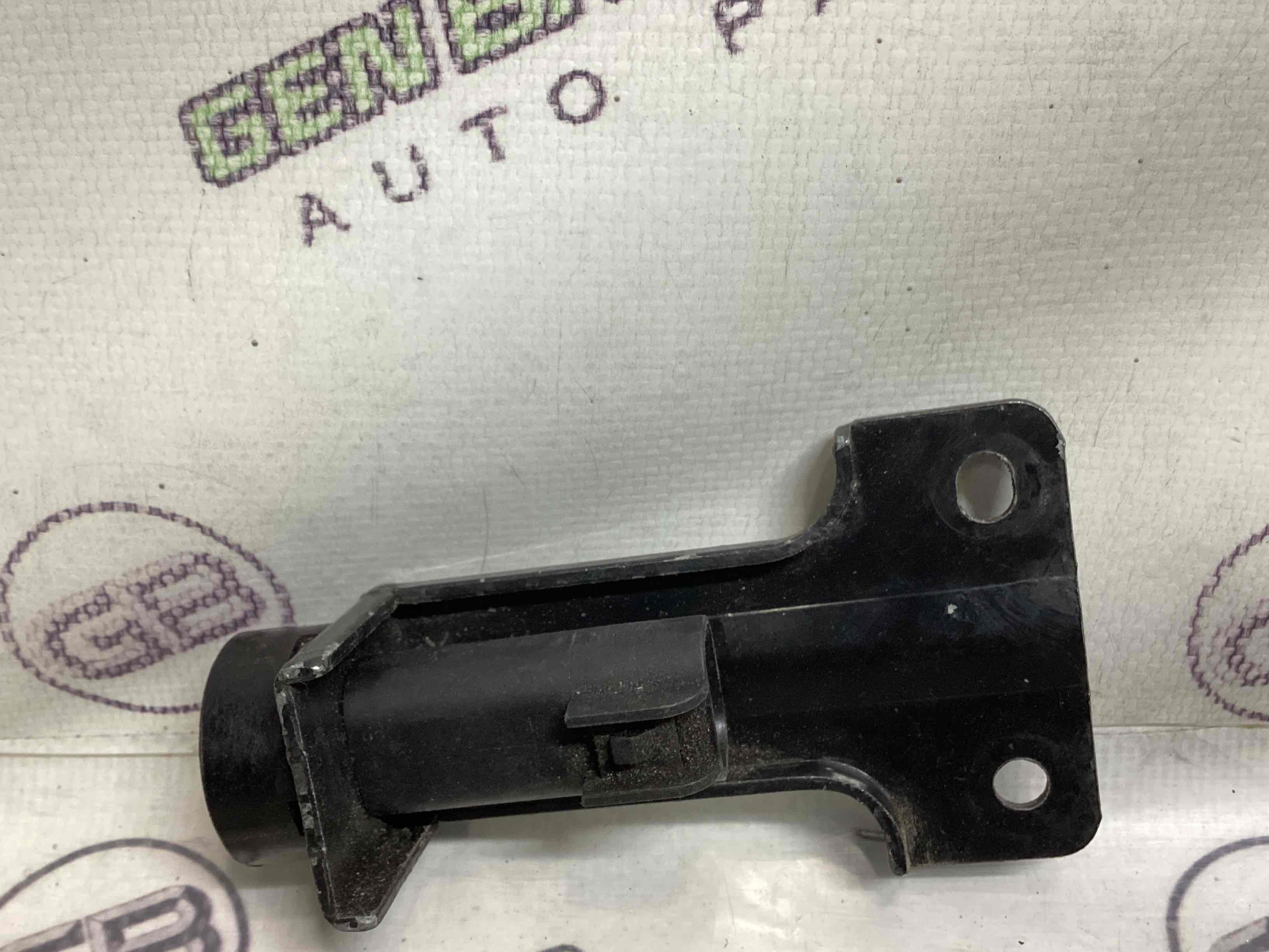 Датчик открытия капота