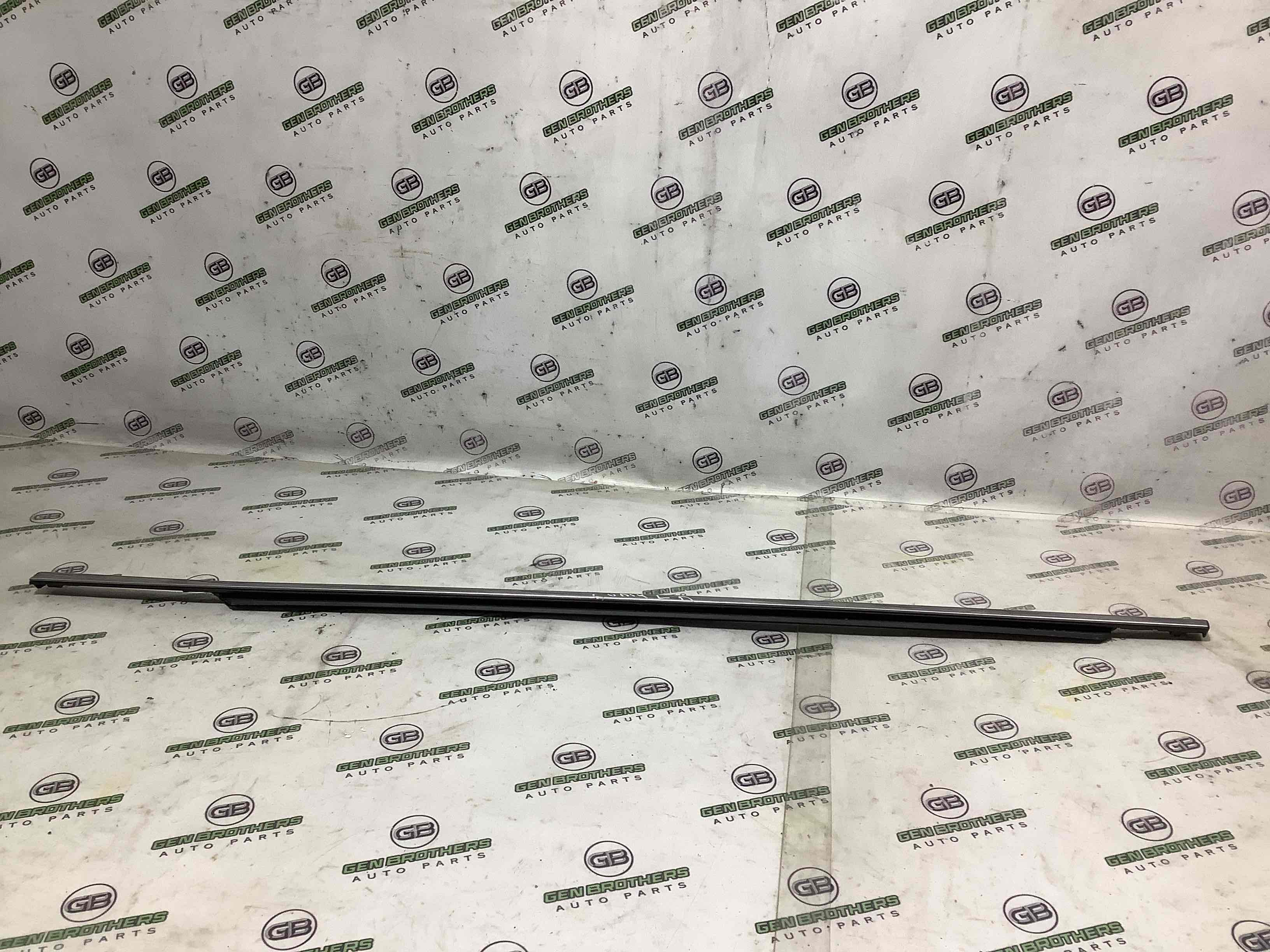 Уплотнитель стекла, двери