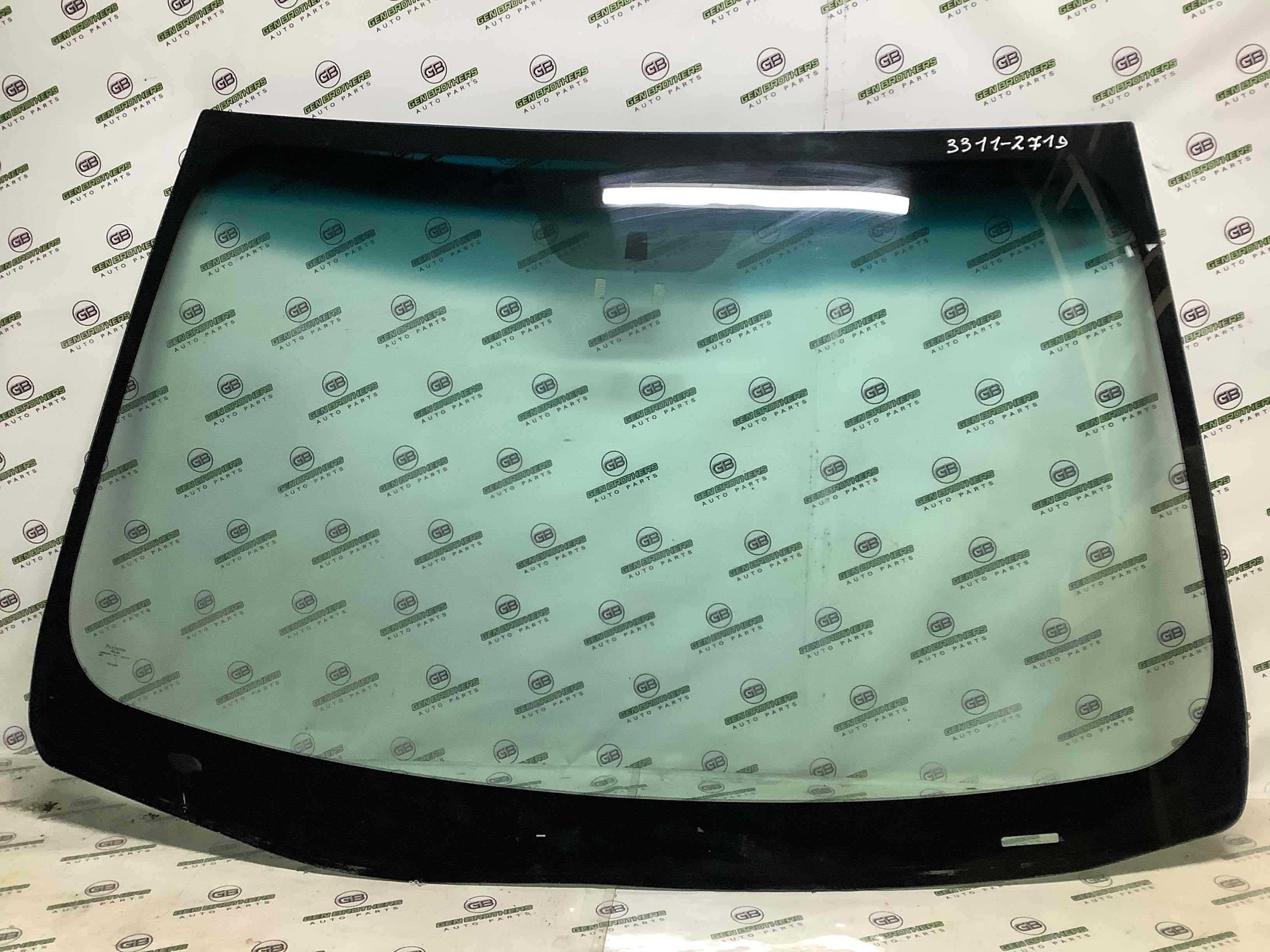 Лобовое стекло