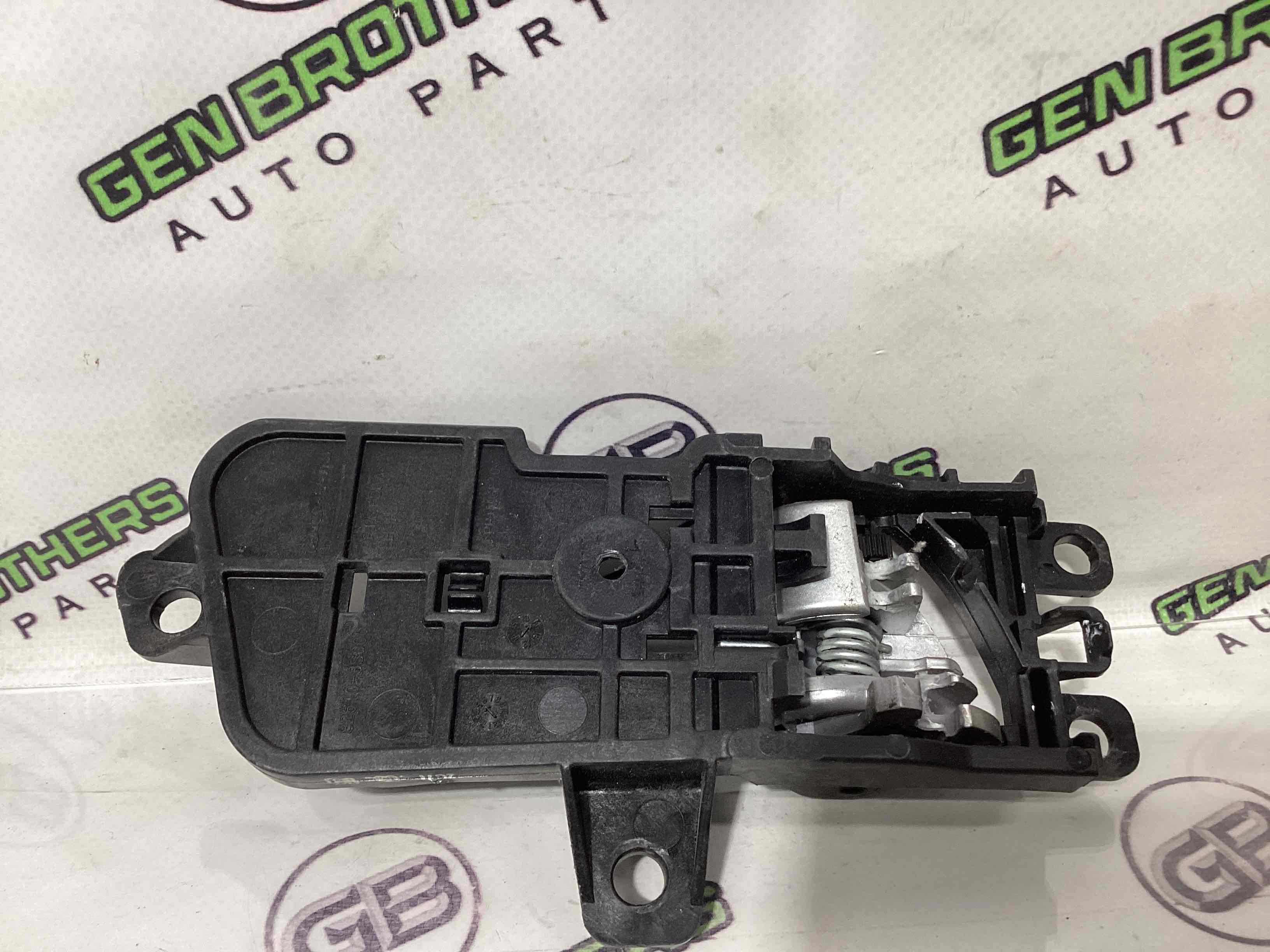 Ручка дверей салона внутренняя, поручень