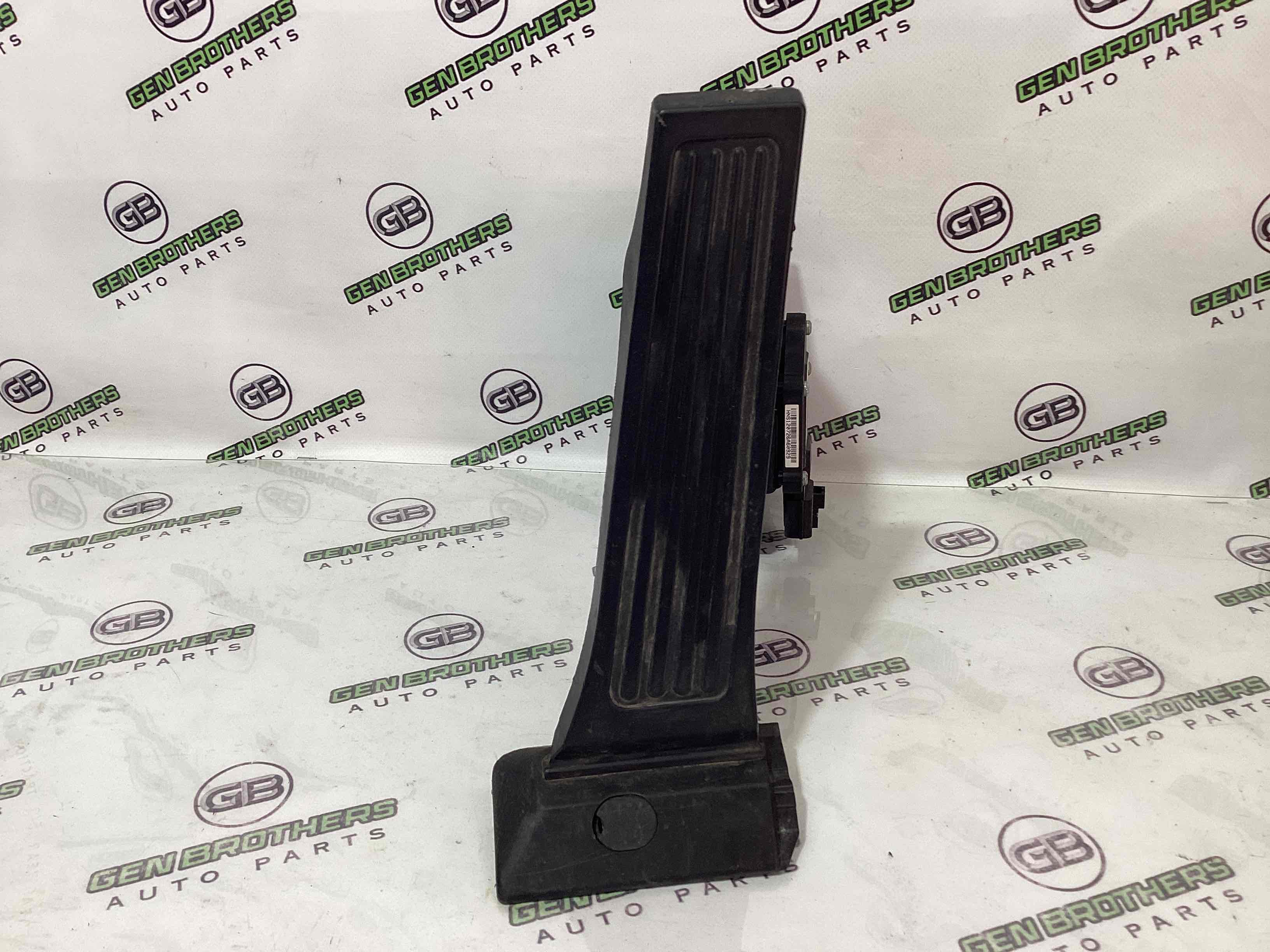 Педаль газа