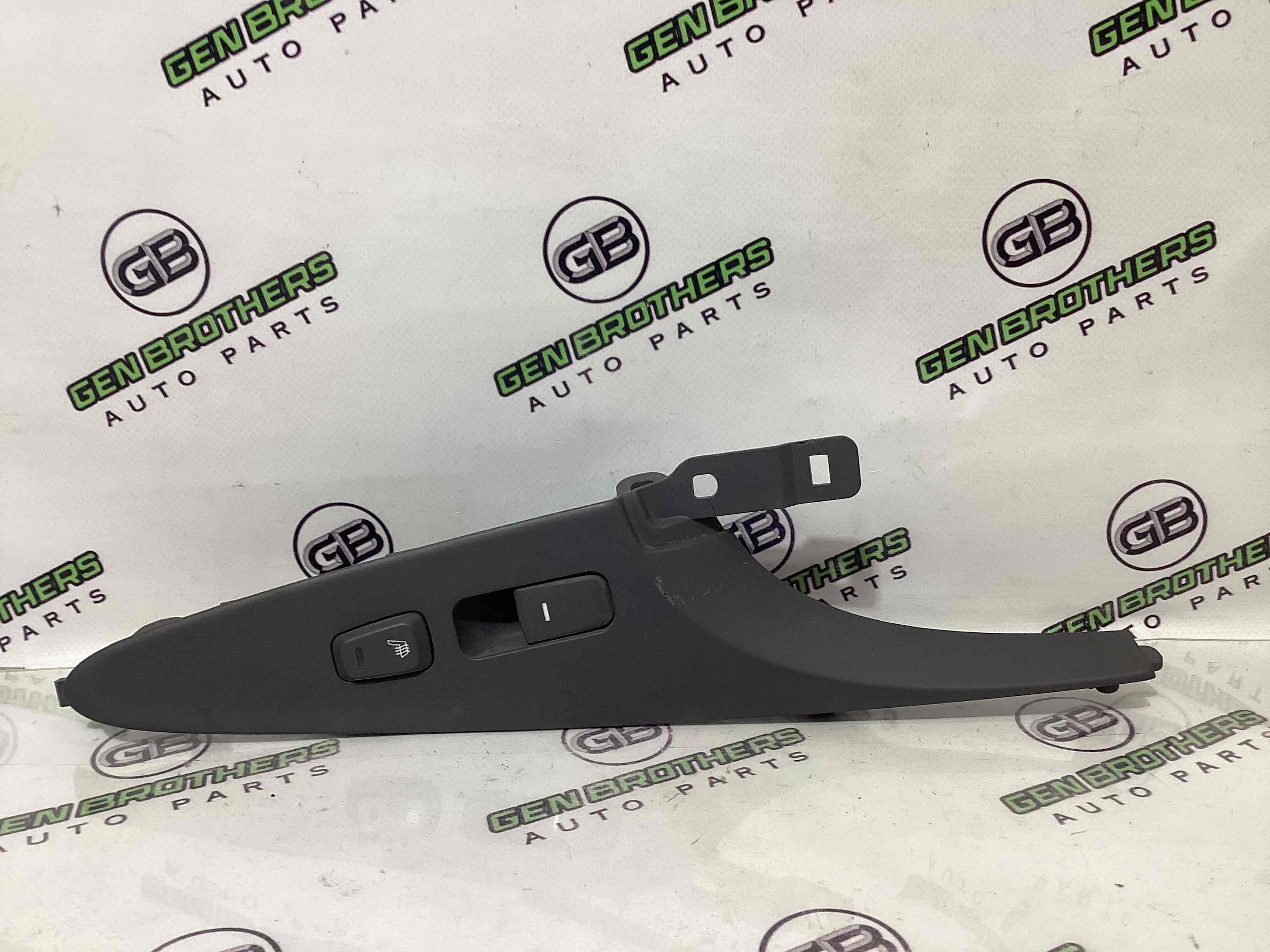 Кнопки управления стеклоподъемниками