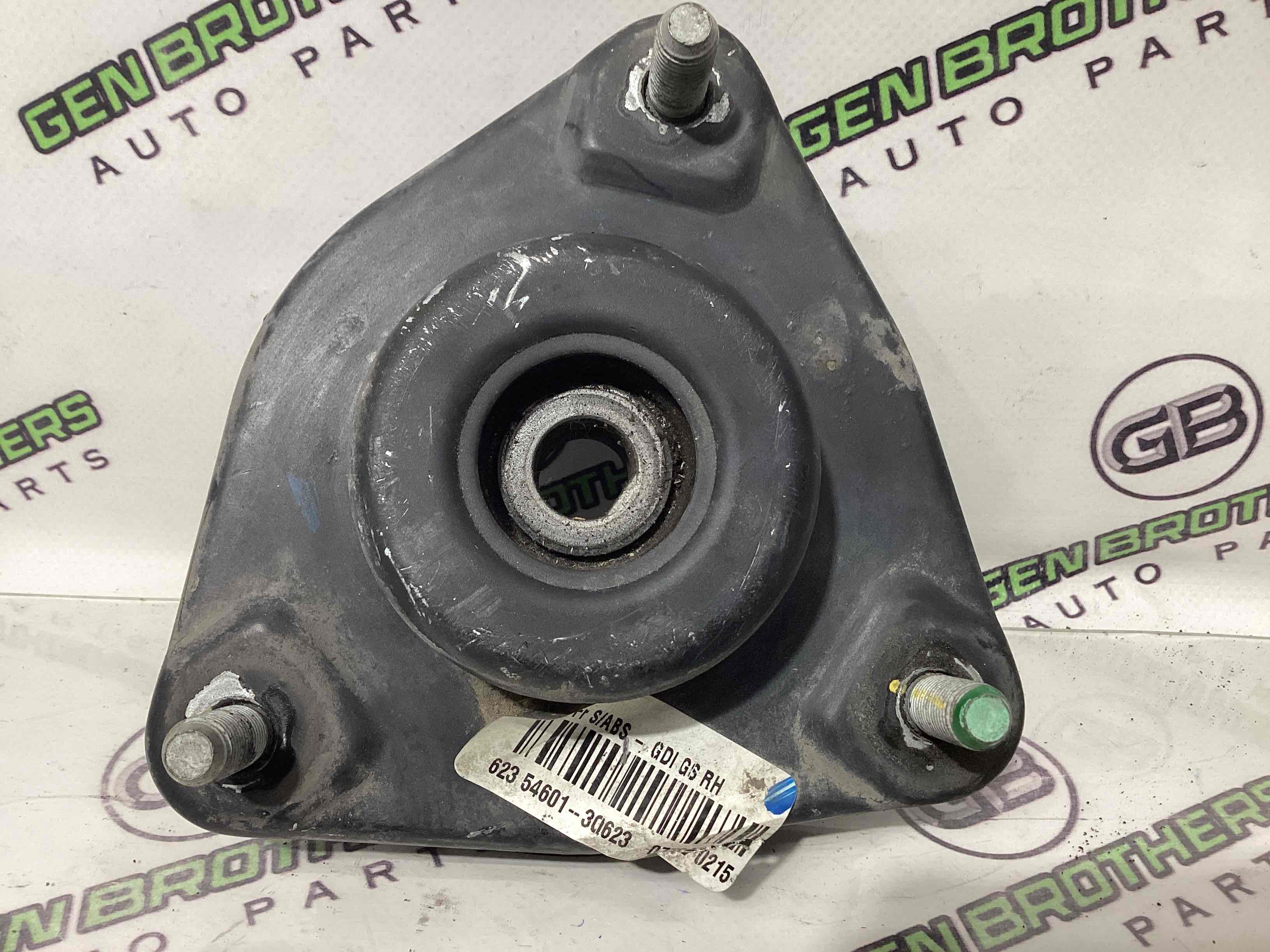 Опора переднего амортизатора