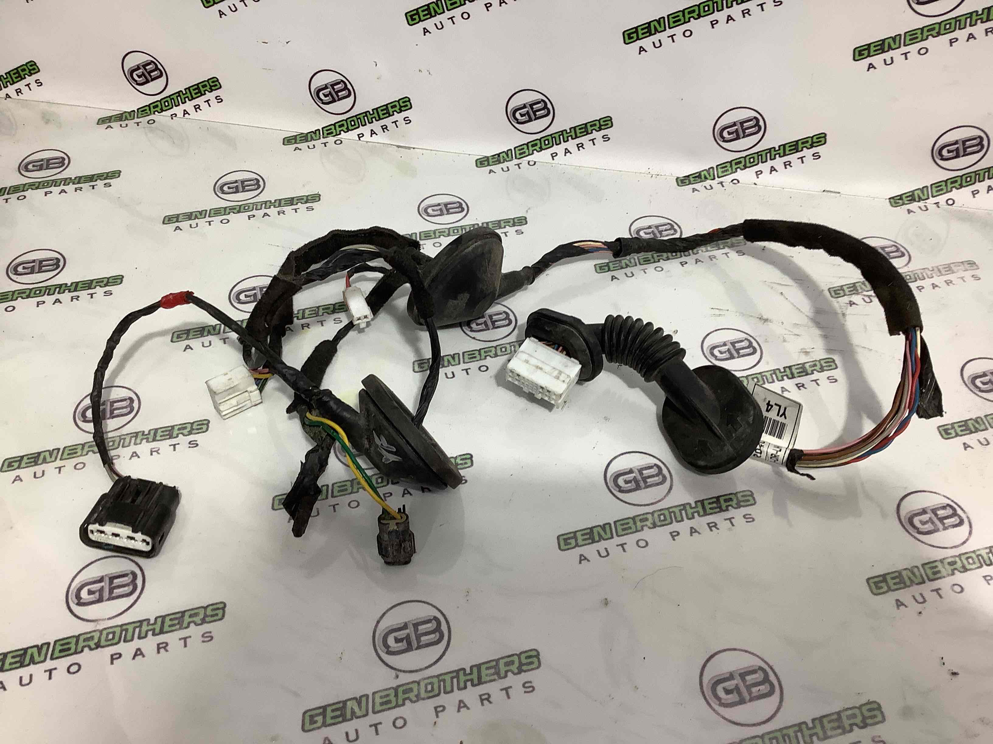 Электропроводка дверей, крышки багажника коса