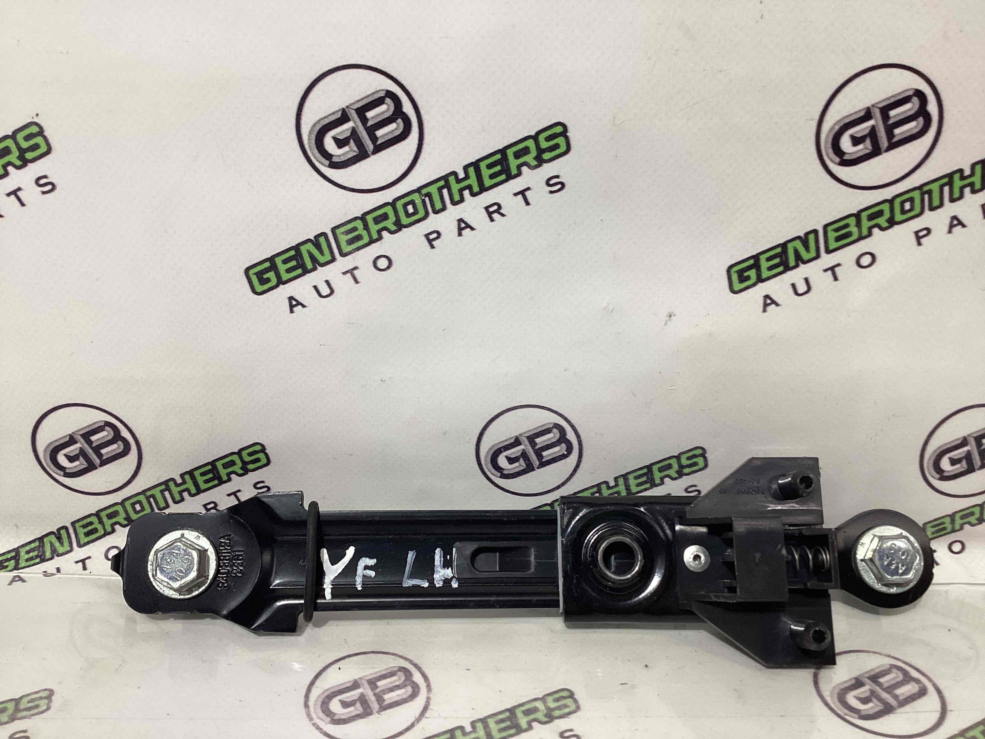 Регулятор высоты ремня безопасности