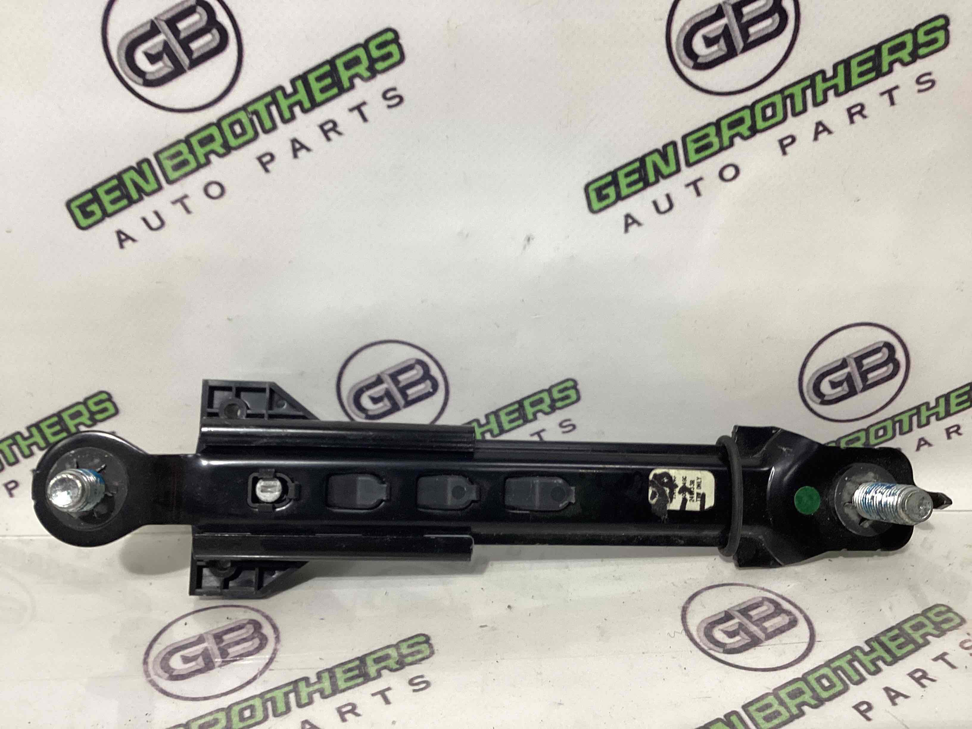 Регулятор высоты ремня безопасности