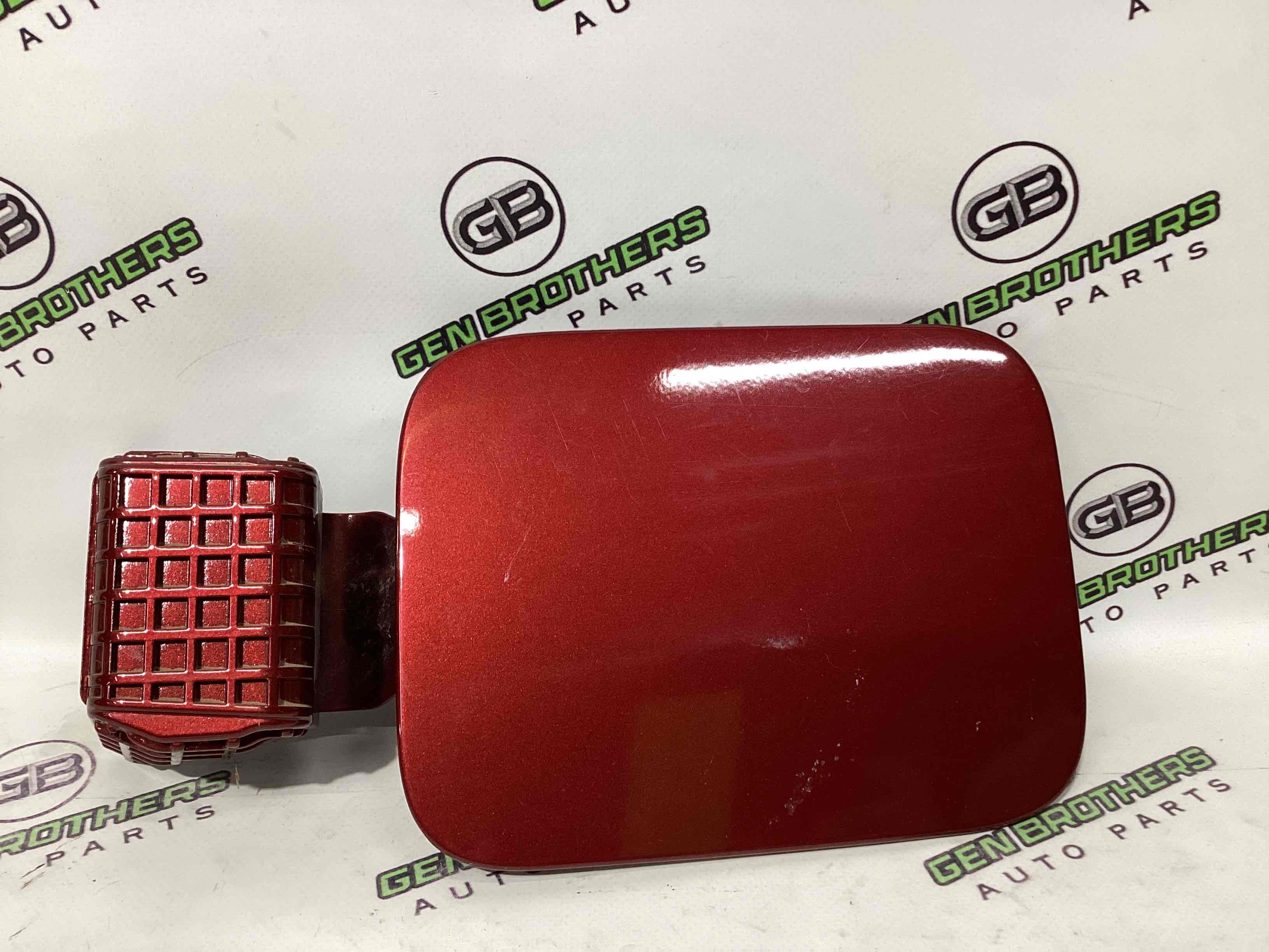 Лючок бензобака