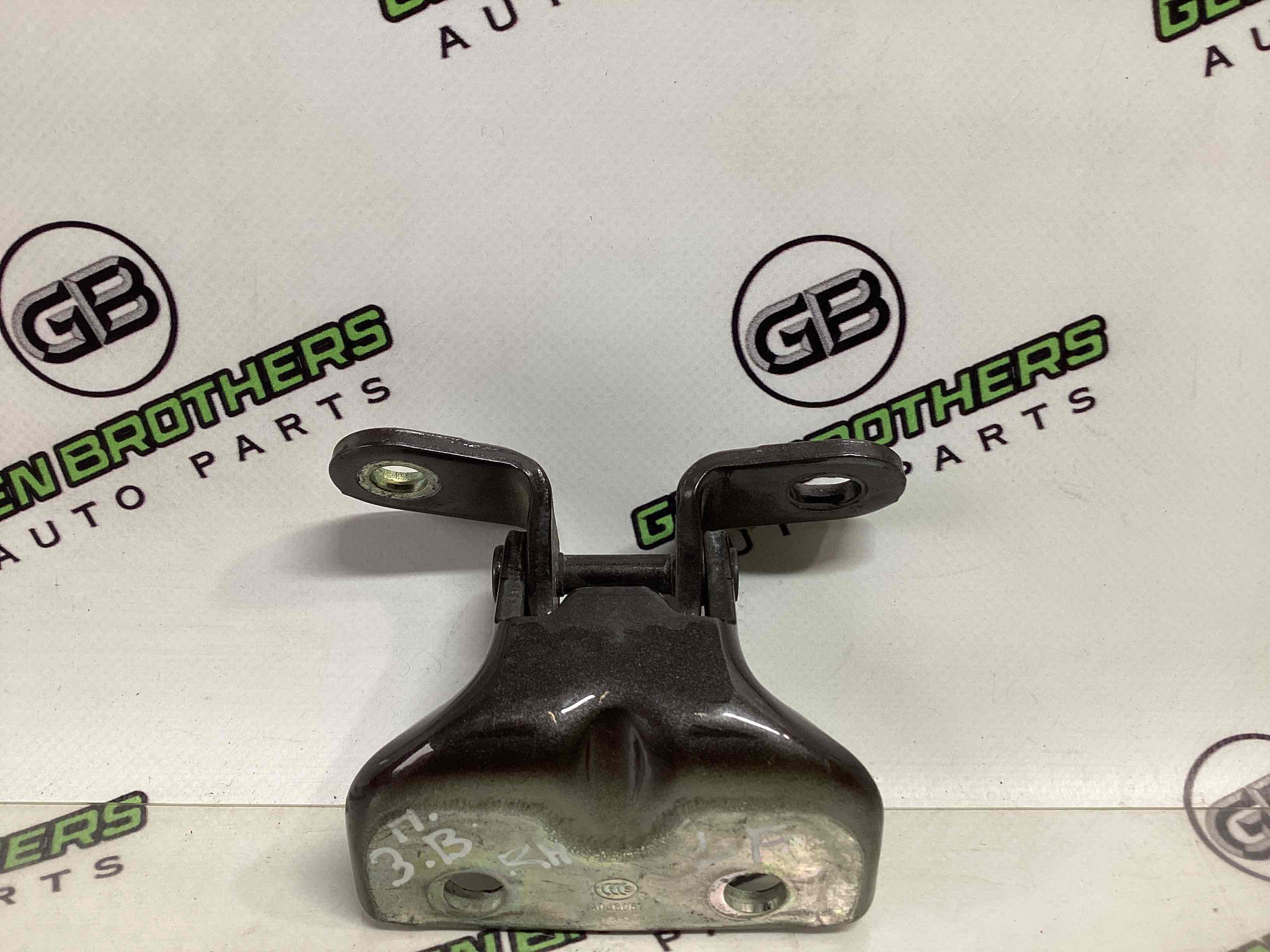 Петля двері, замок двері