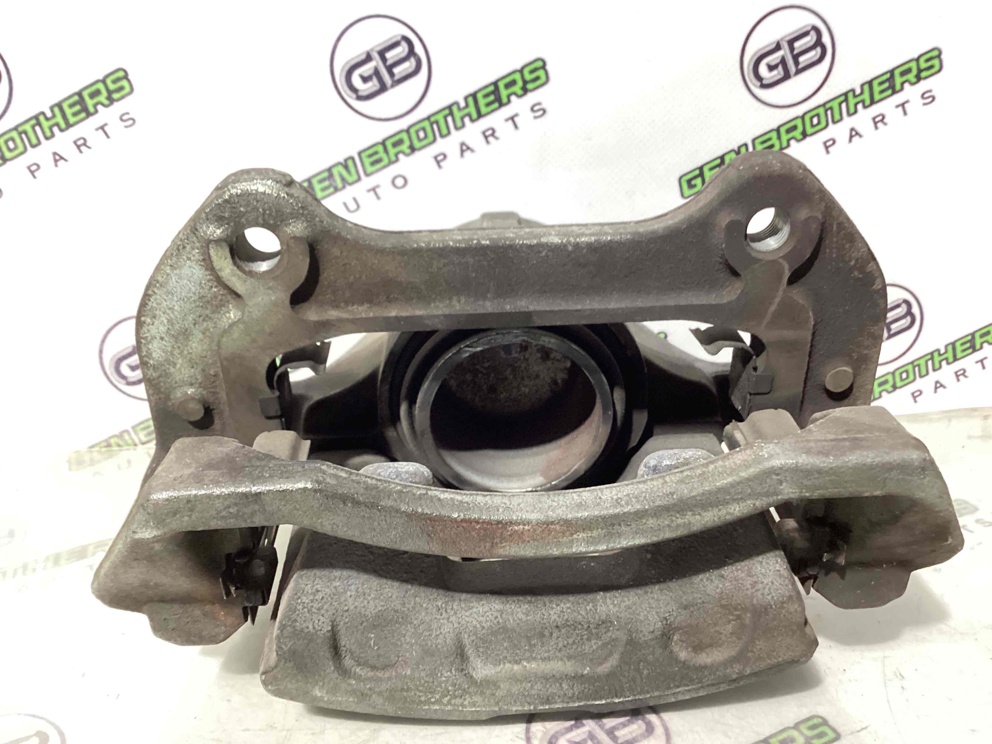 Супорт передній лівий