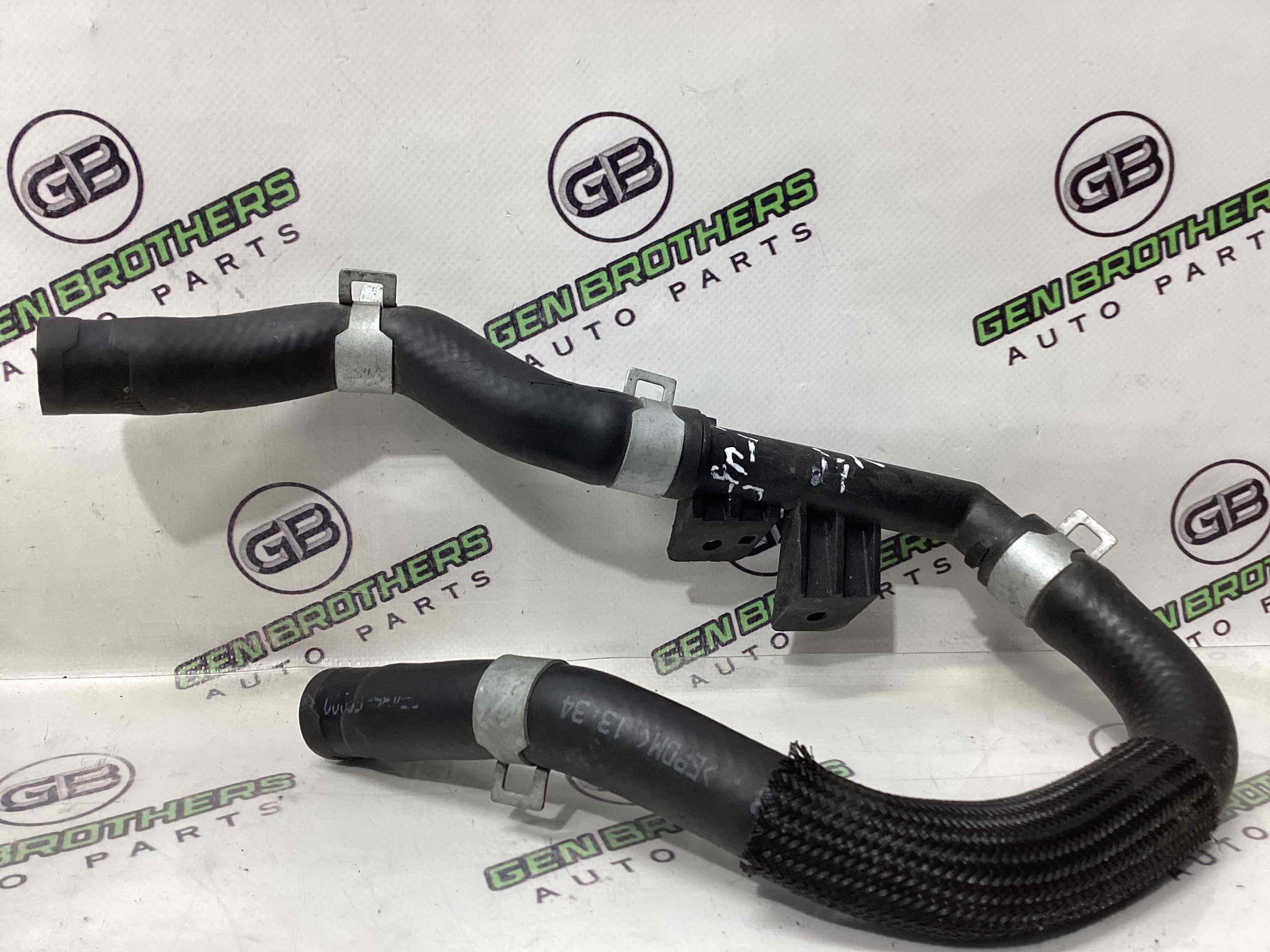 Патрубок трубопровід, шланг