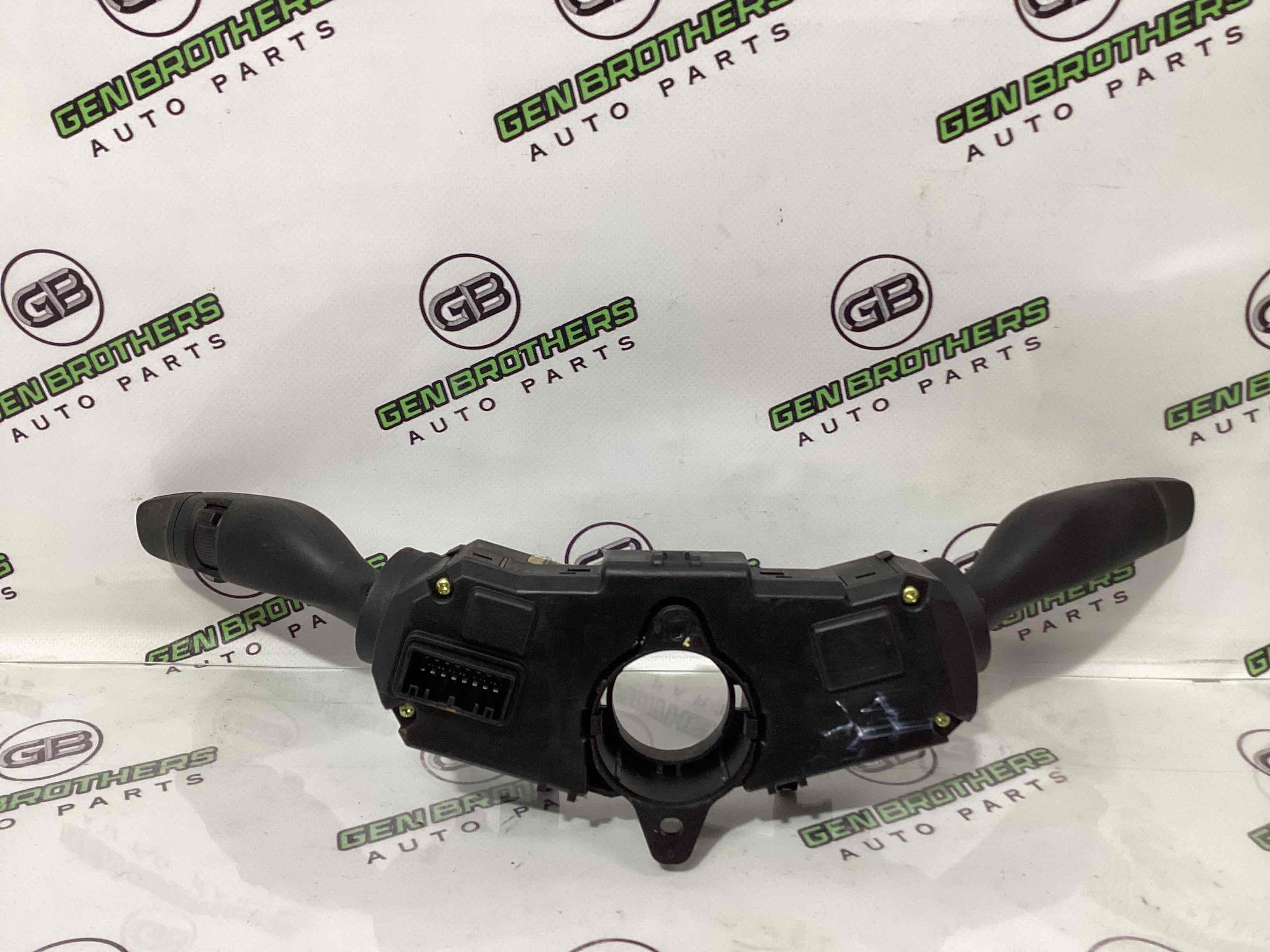 Перемикач підрульовий метелик