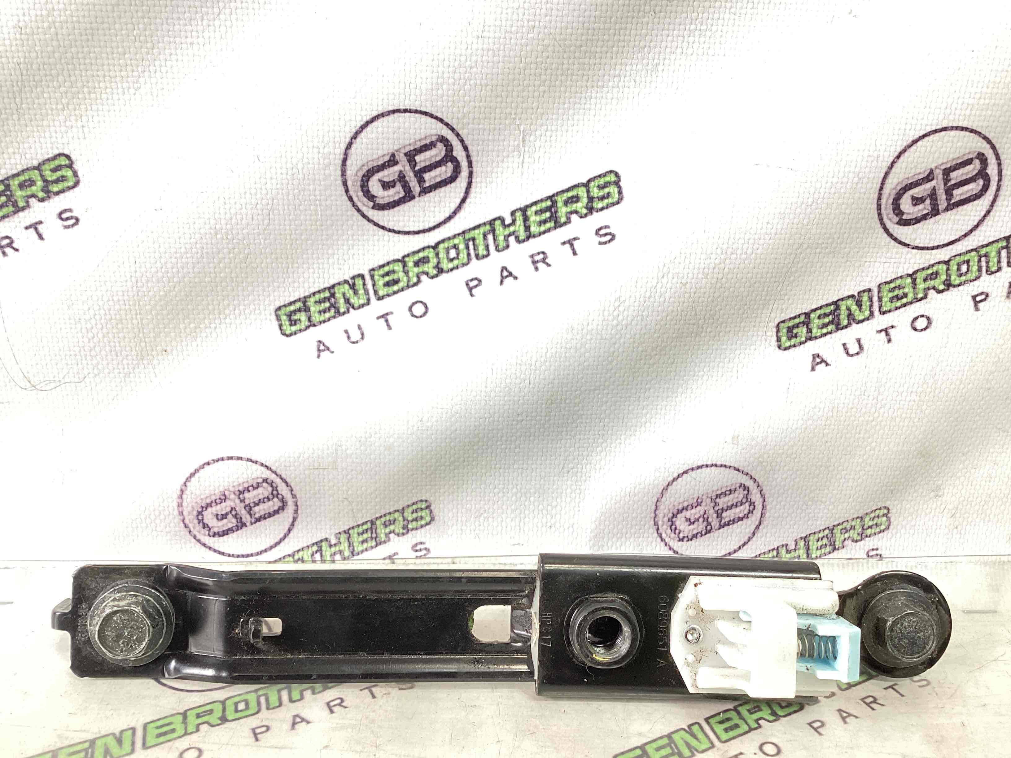 Регулятор висоти ременя безпеки