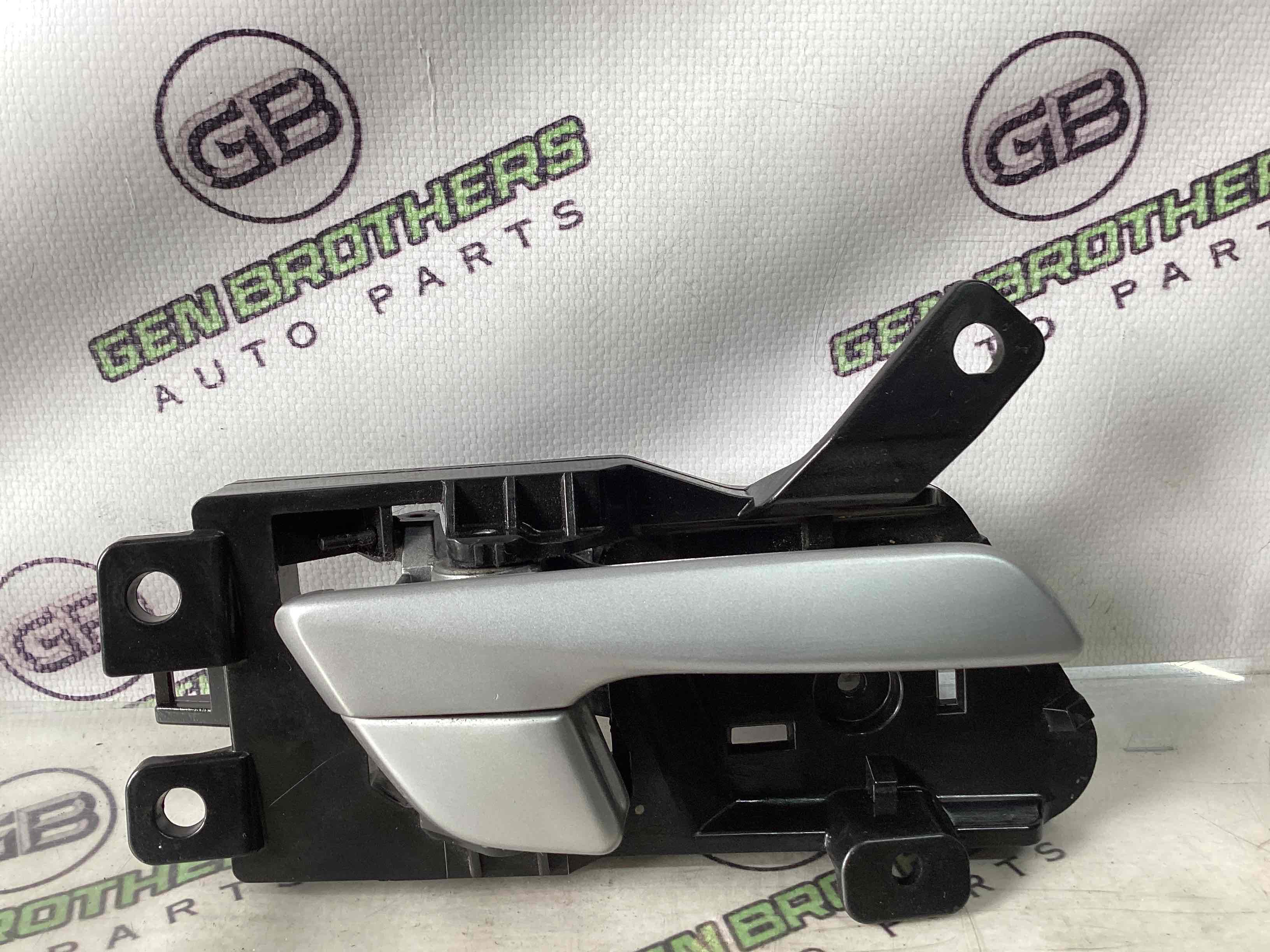 Ручка дверей салону внутрішня, поручень