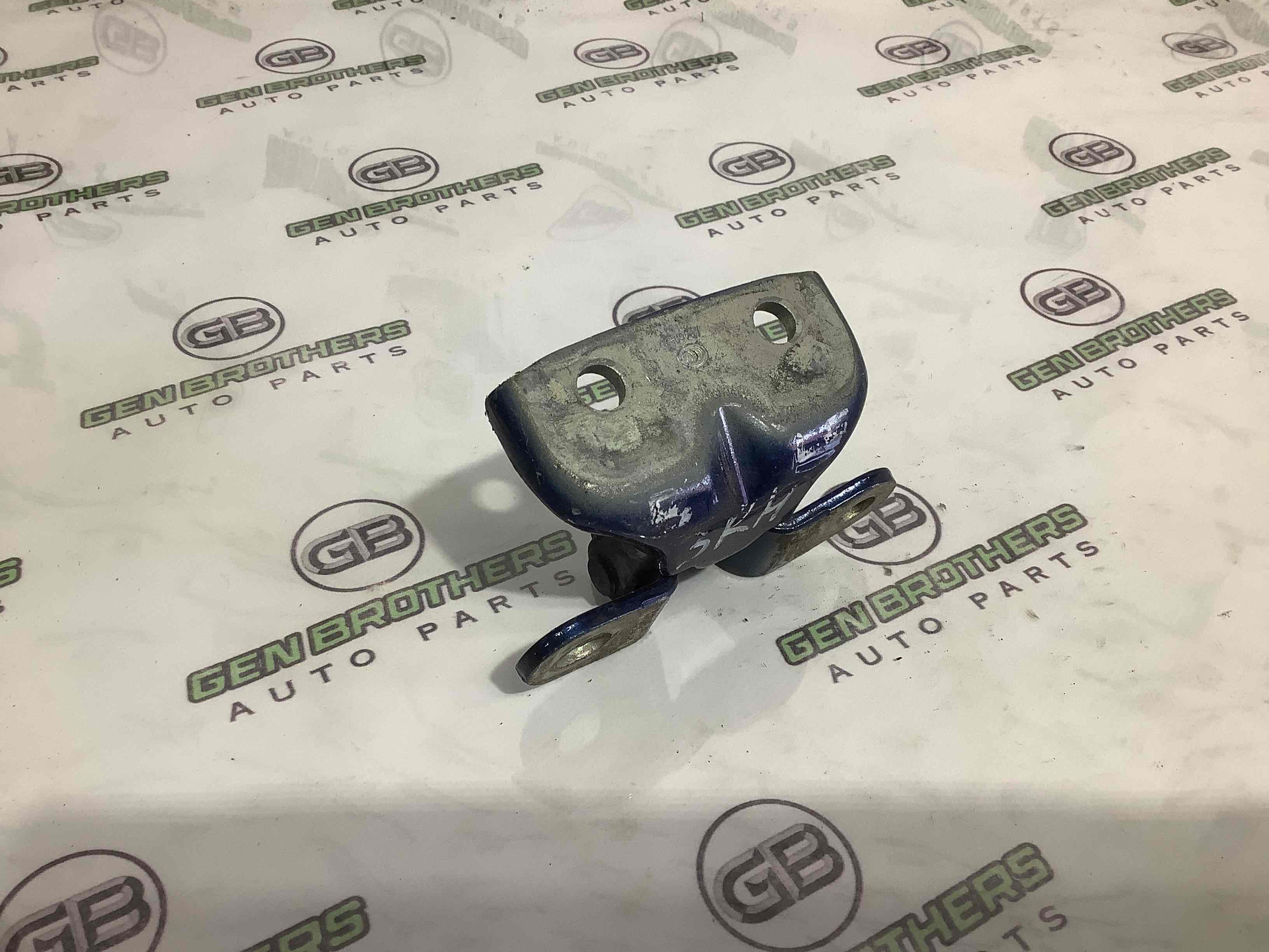 Петля двері, замок двері