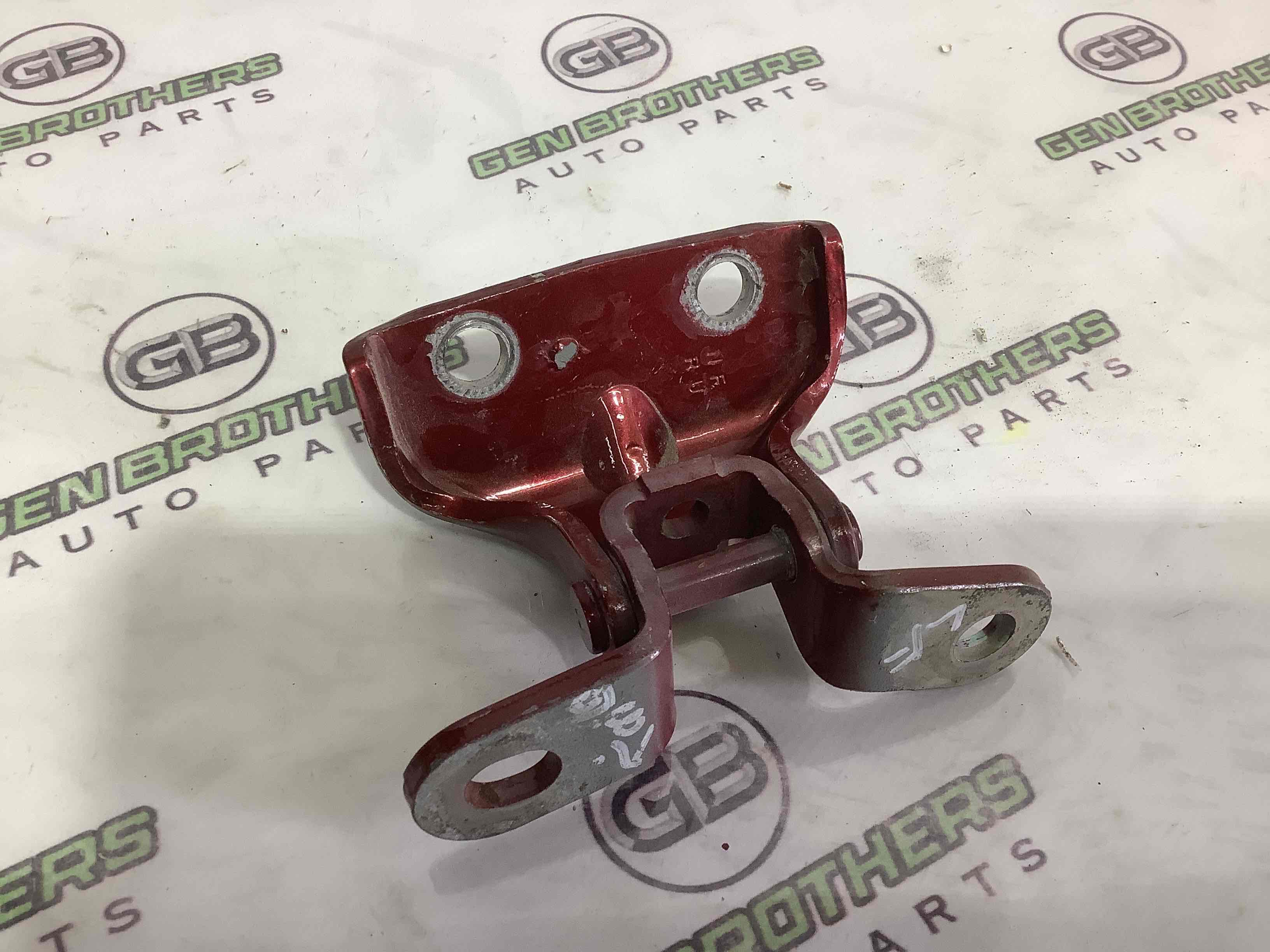 Петля двері, замок двері