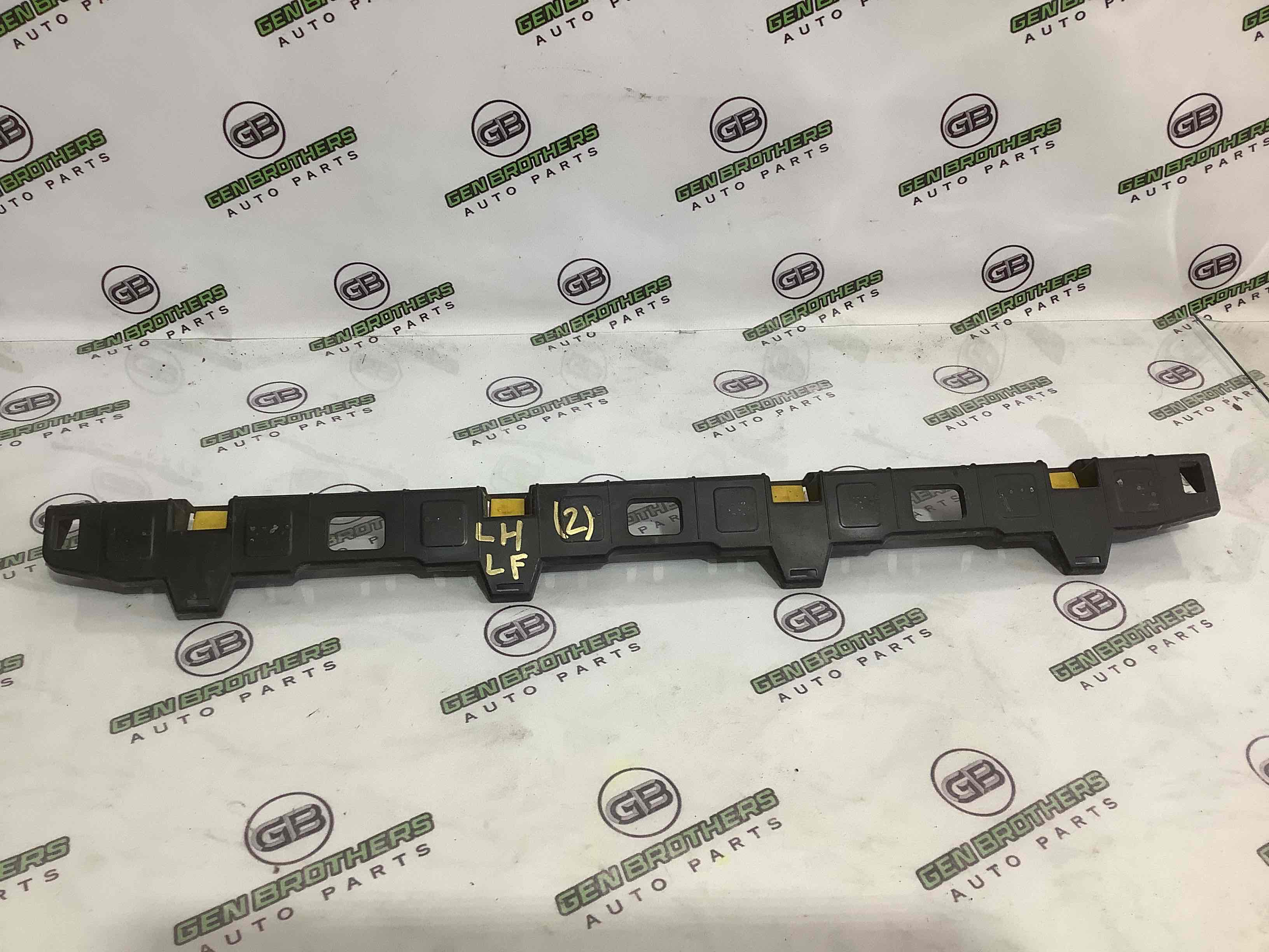 Кріплення, кронштейн