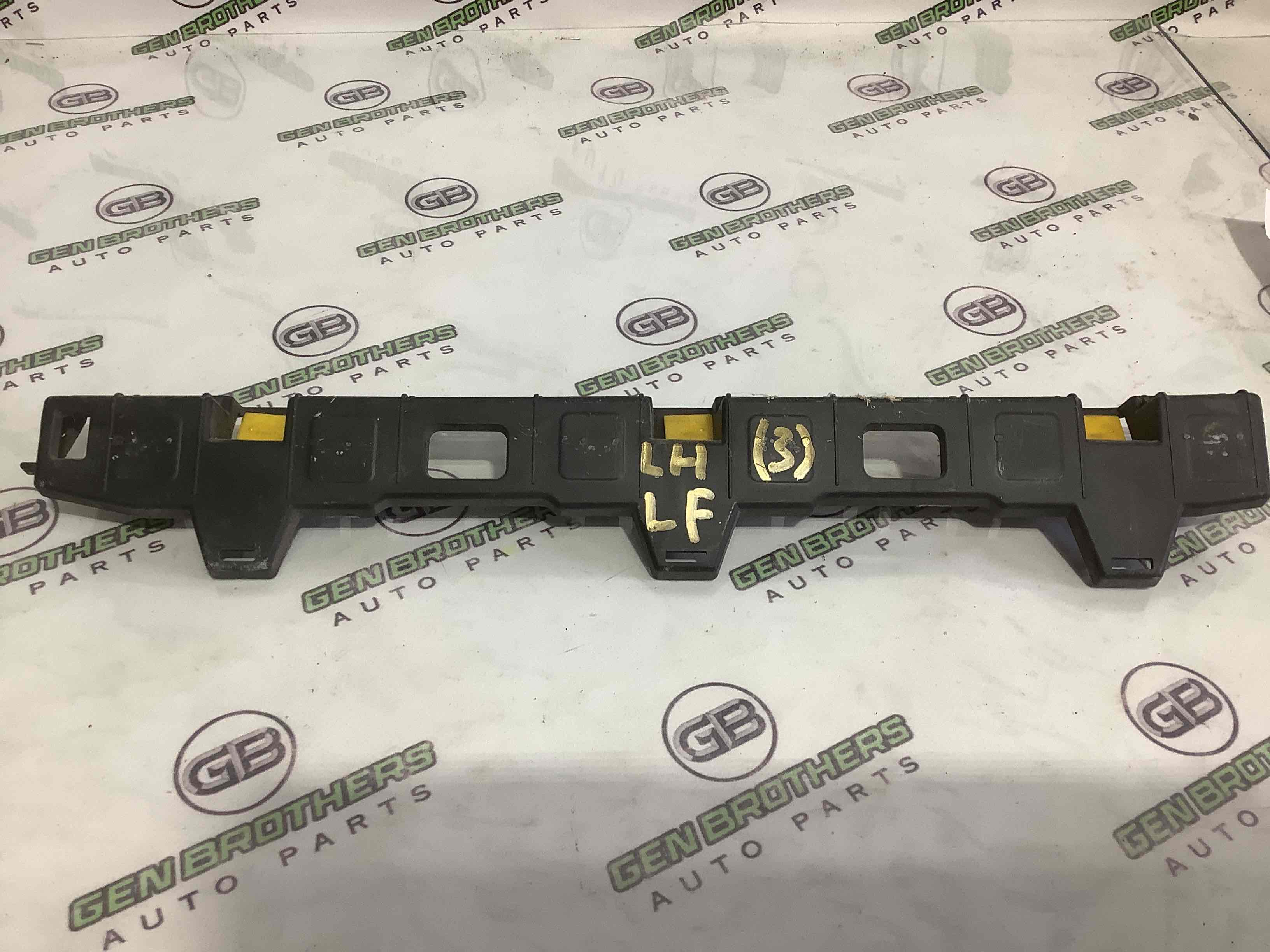 Кріплення, кронштейн