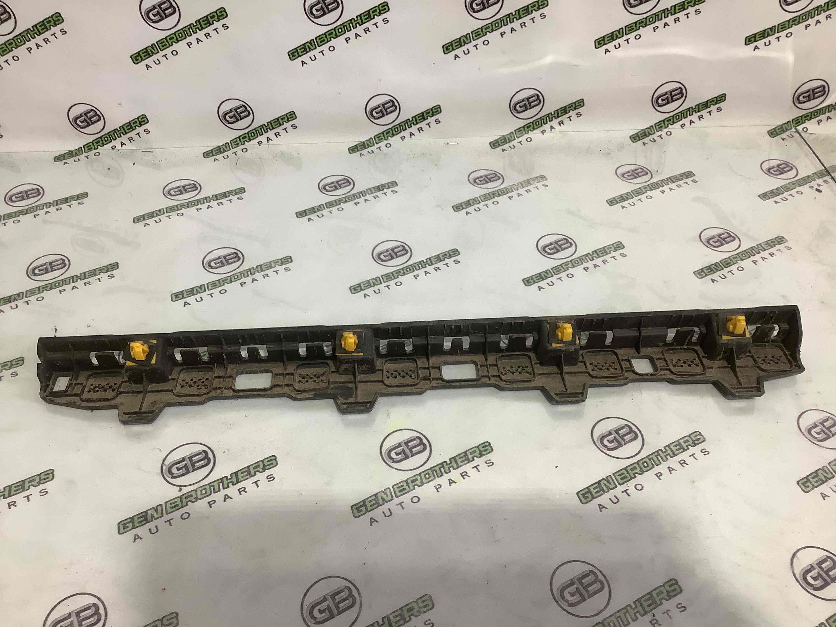 Кріплення, кронштейн