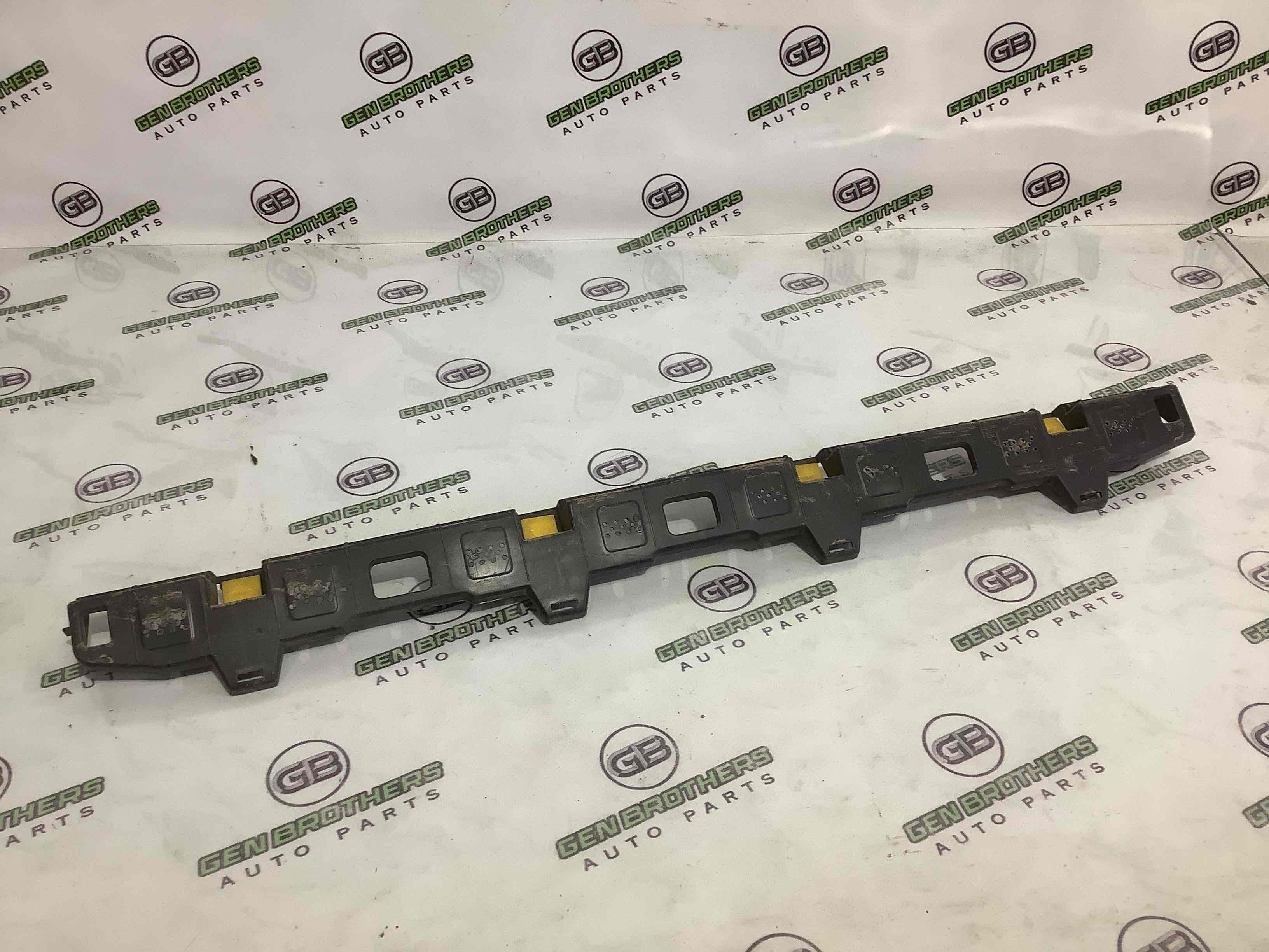 Кріплення, кронштейн