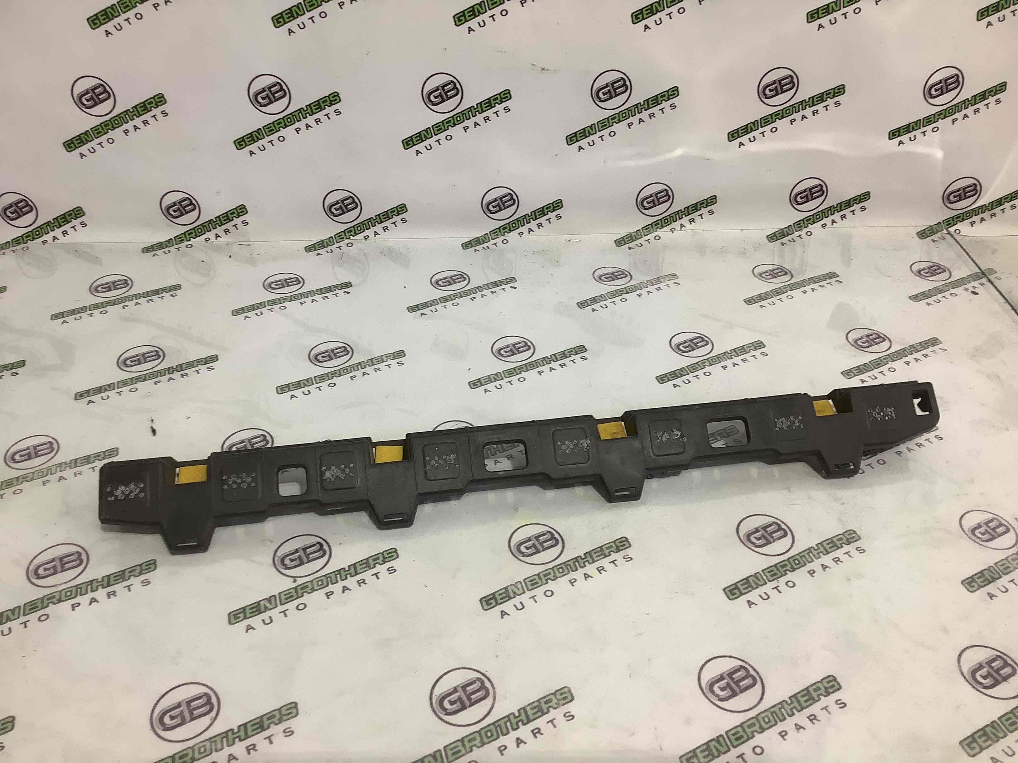 Кріплення, кронштейн