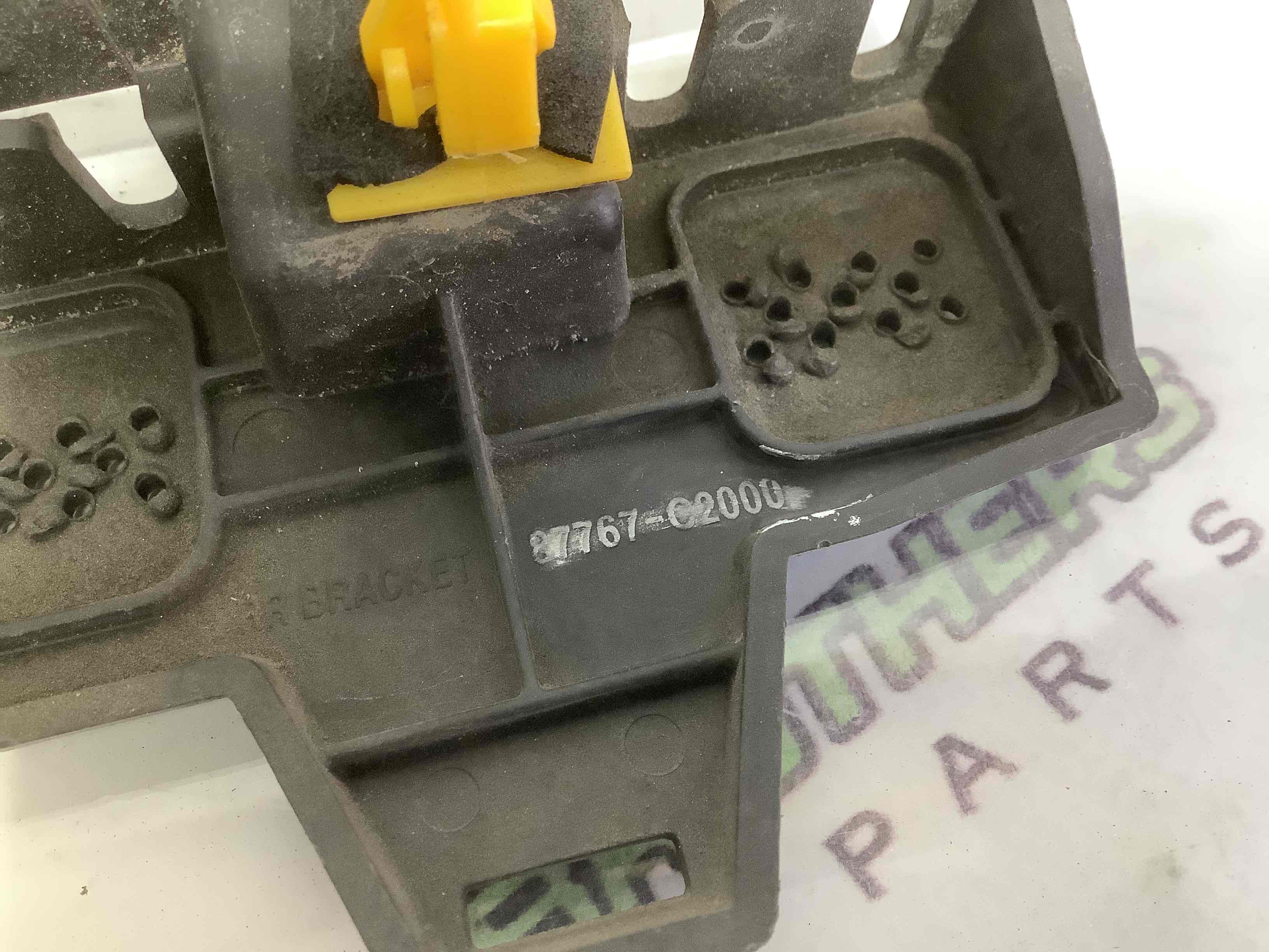 Кріплення, кронштейн