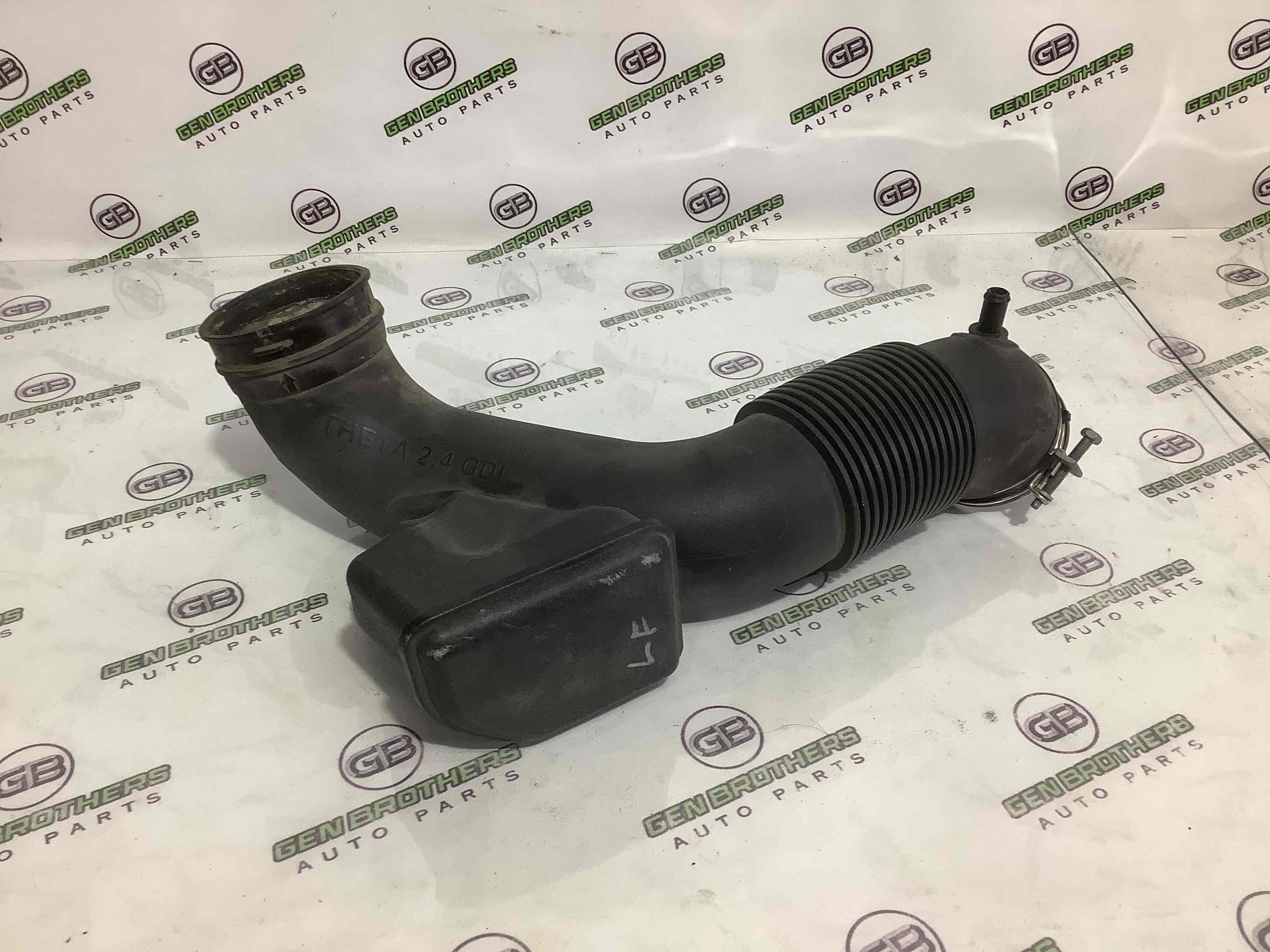 Патрубок повітряного фільтра