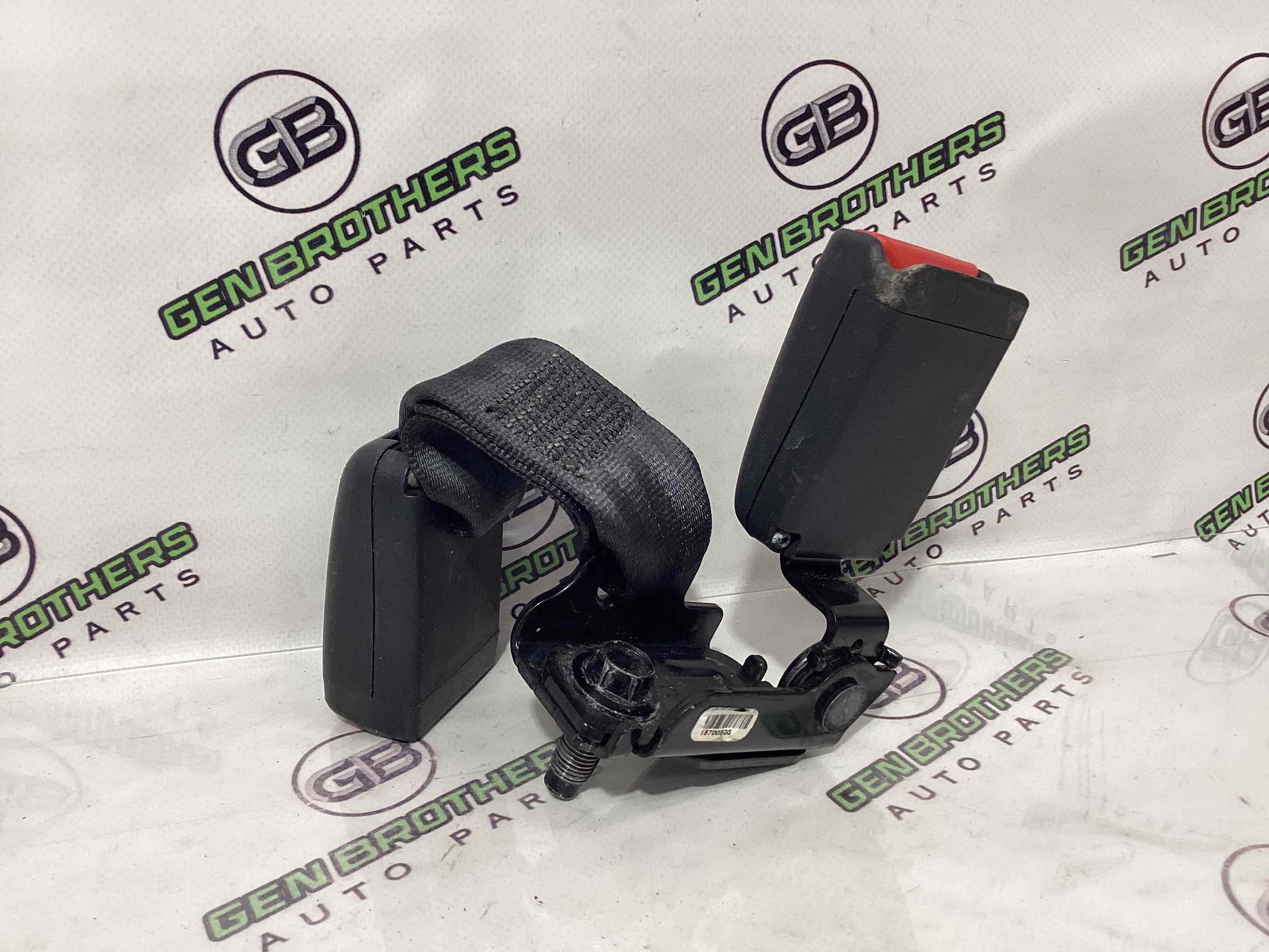 Замок ременя безпеки