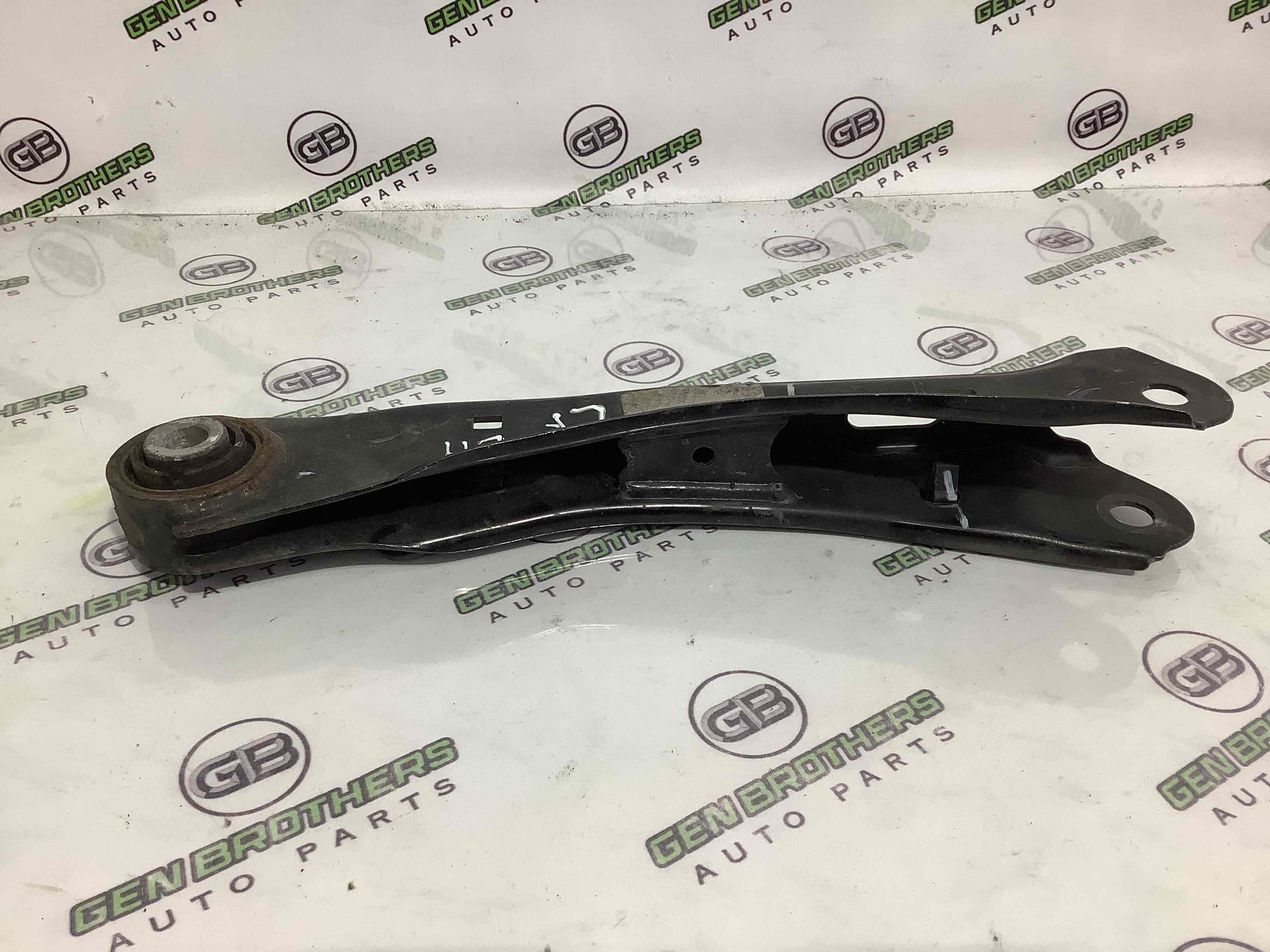 Важіль задній