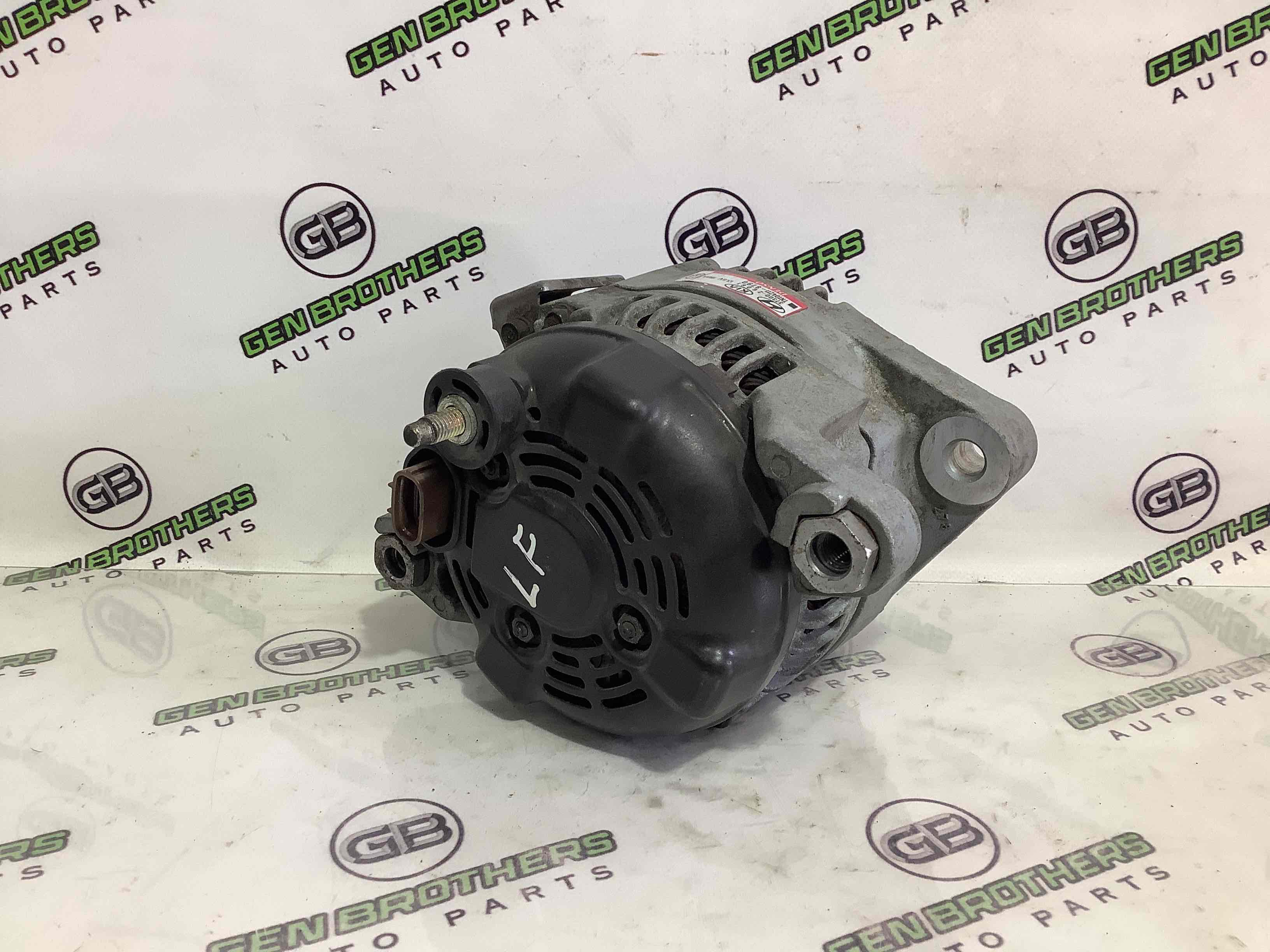 Генератор, кронштейн генератора