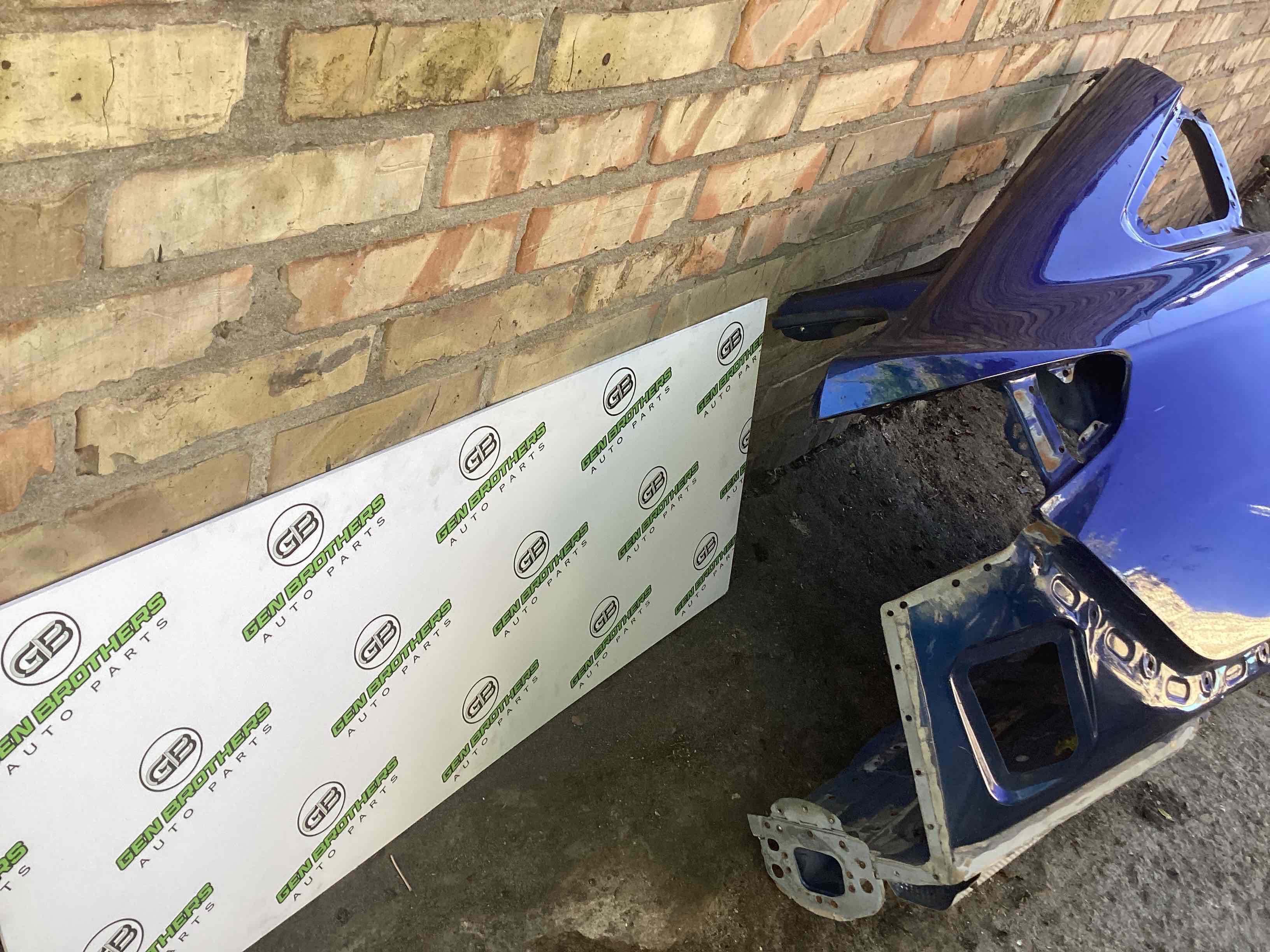 Чверть задня права